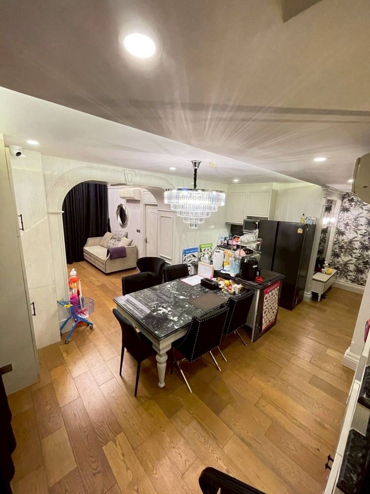 ให้เช่าคอนโดราชเทวี พญาไท : Q Chidlom Eng 中 日 Please add LINE ID @806qphgn o8415o5483