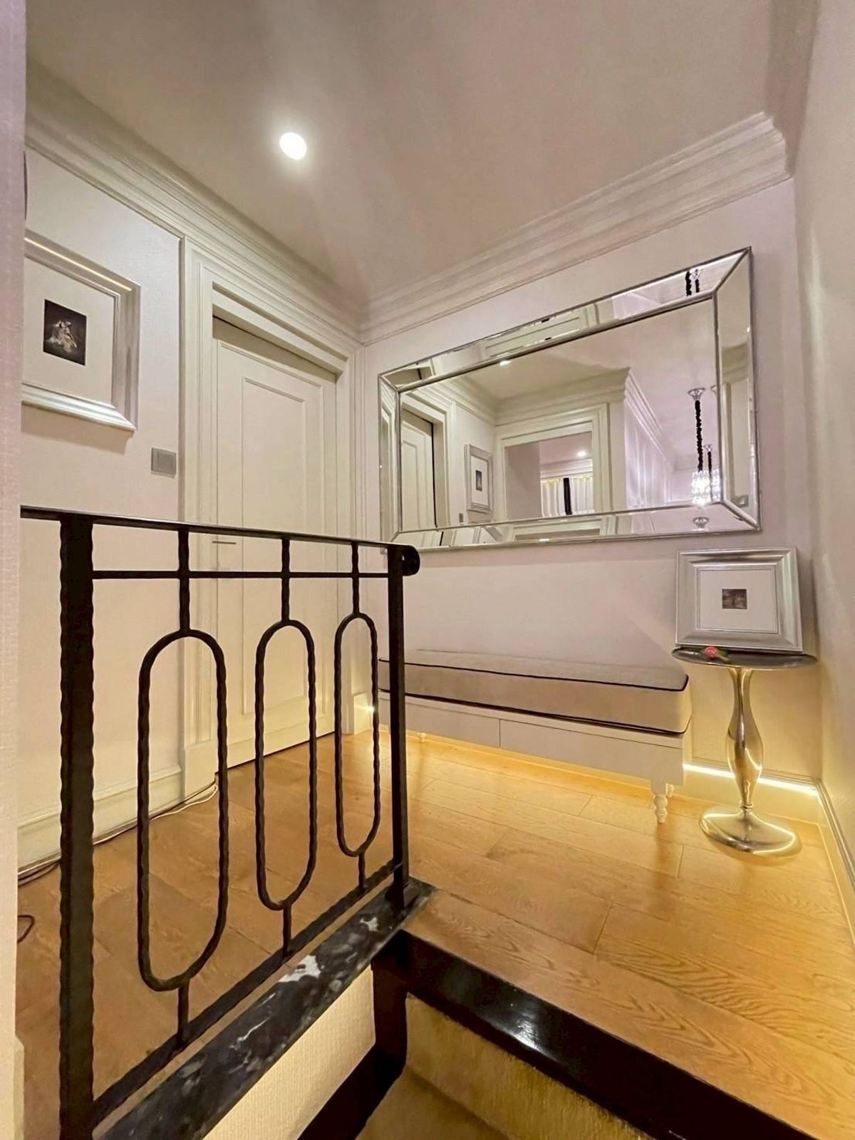 ให้เช่าคอนโดราชเทวี พญาไท : Q Chidlom Eng 中 日 Please add LINE ID @806qphgn o8415o5483