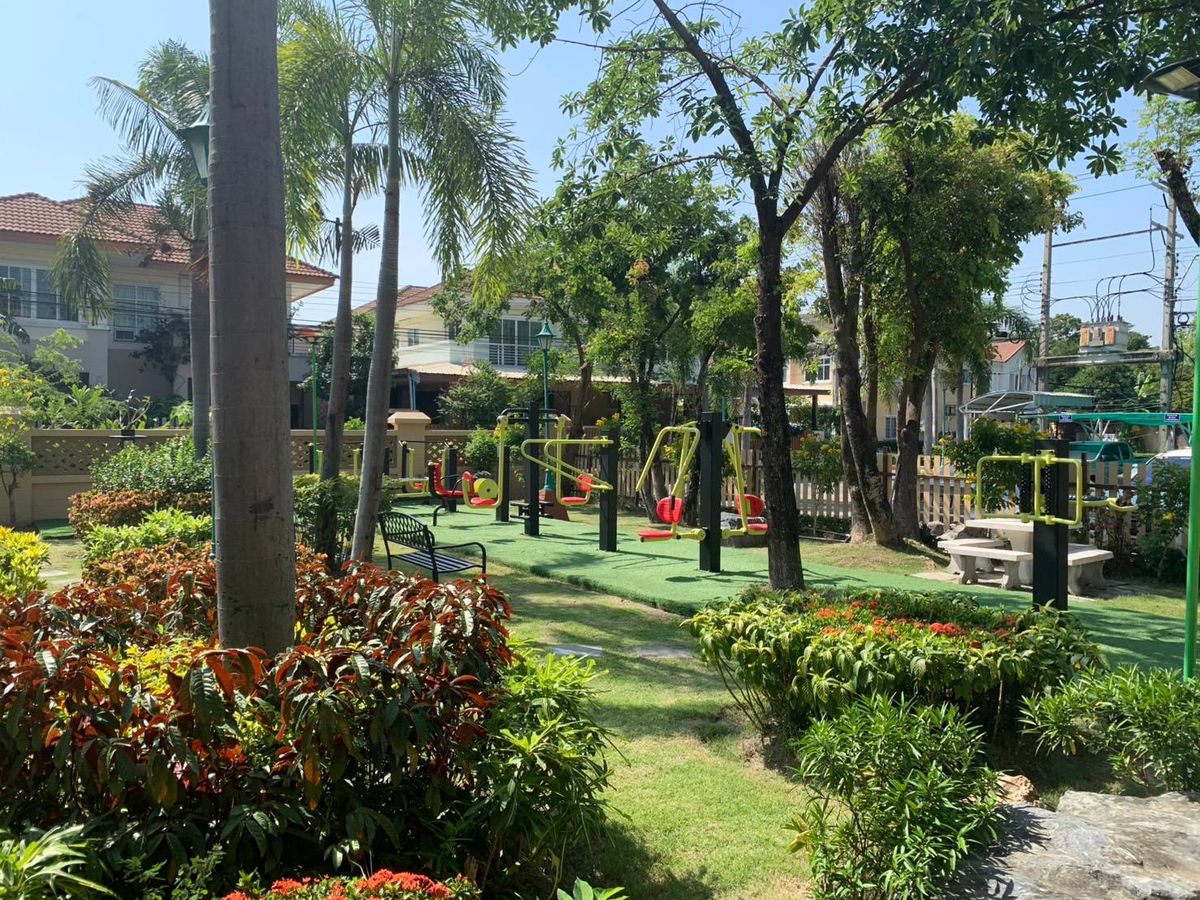 For RentHouseSamut Prakan,Samrong : North 36 Sq. 3 bedrooms, 2 bathrooms, 2 -story house, Panthiya Praeksa