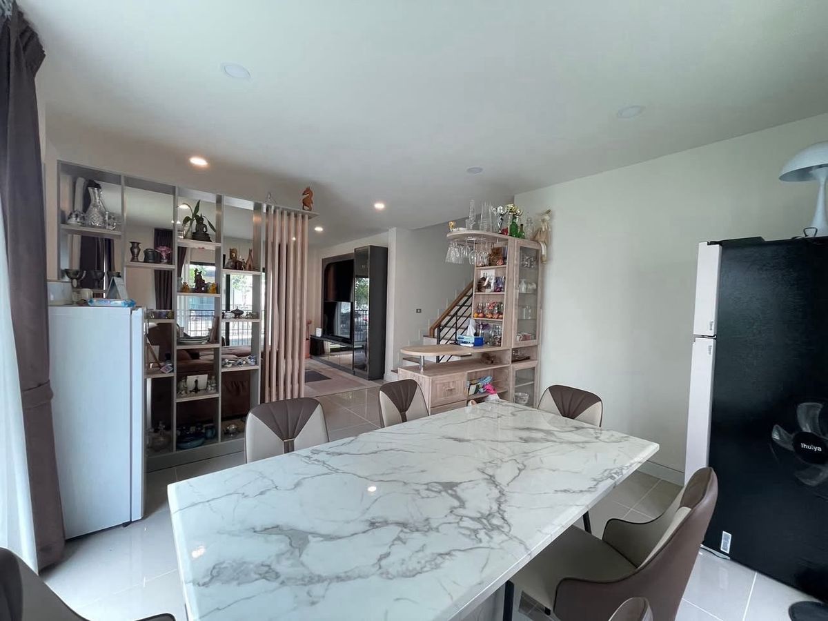 ขายบ้านลาดกระบัง สุวรรณภูมิ : ขายด่วน : บ้านเดี่ยว 2 ชั้น โครงการ เซนโทร อ่อนนุช - สุวรรณภูมิ 