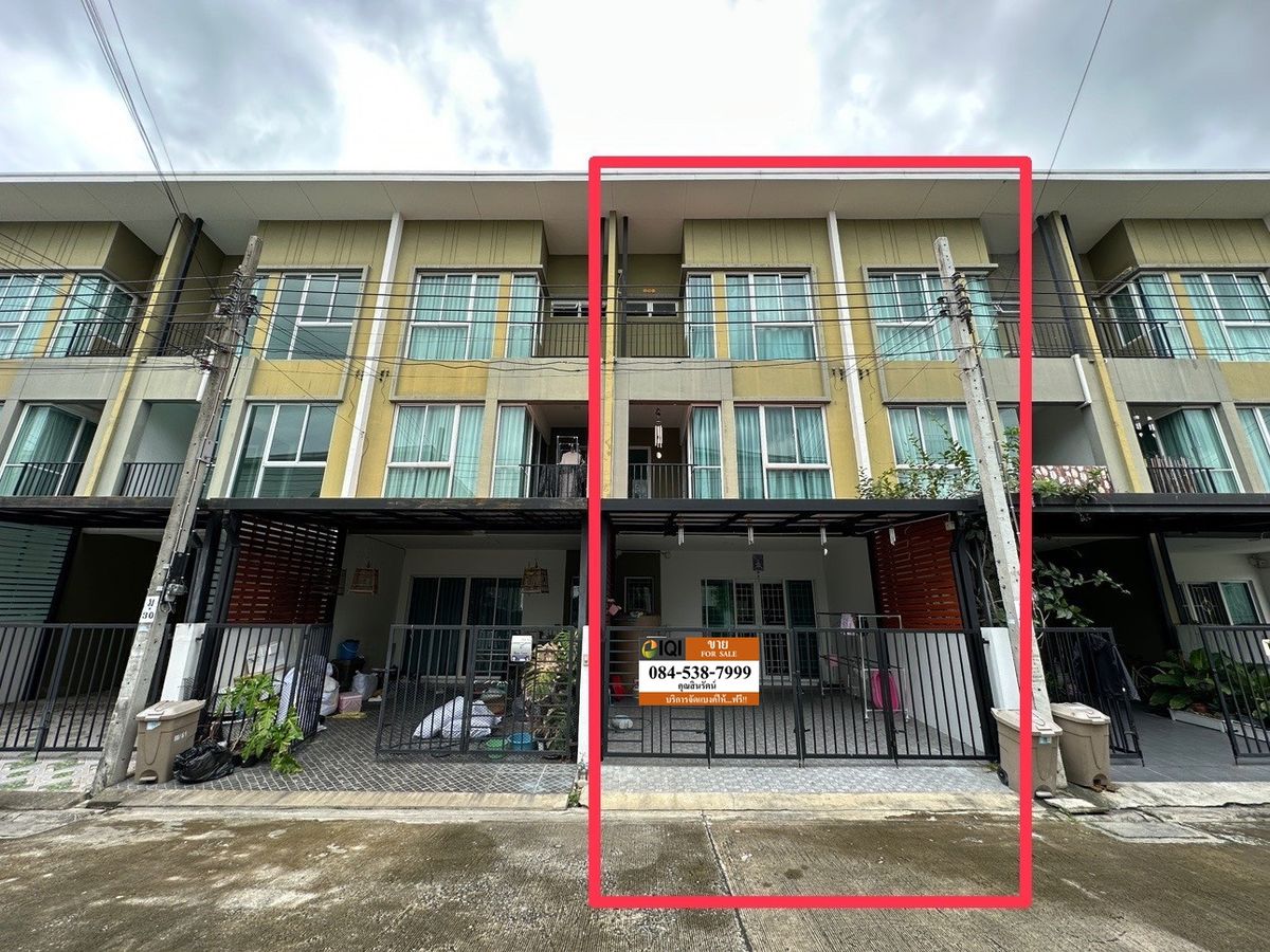 ขายทาวน์โฮมนวมินทร์ รามอินทรา : ขายทาวน์โฮม 3 ชั้น หมู่บ้านเบล็สทาวน์ รามอินทรา 127 (Bless Town Ramintra 127) ถนนรามอินทรา