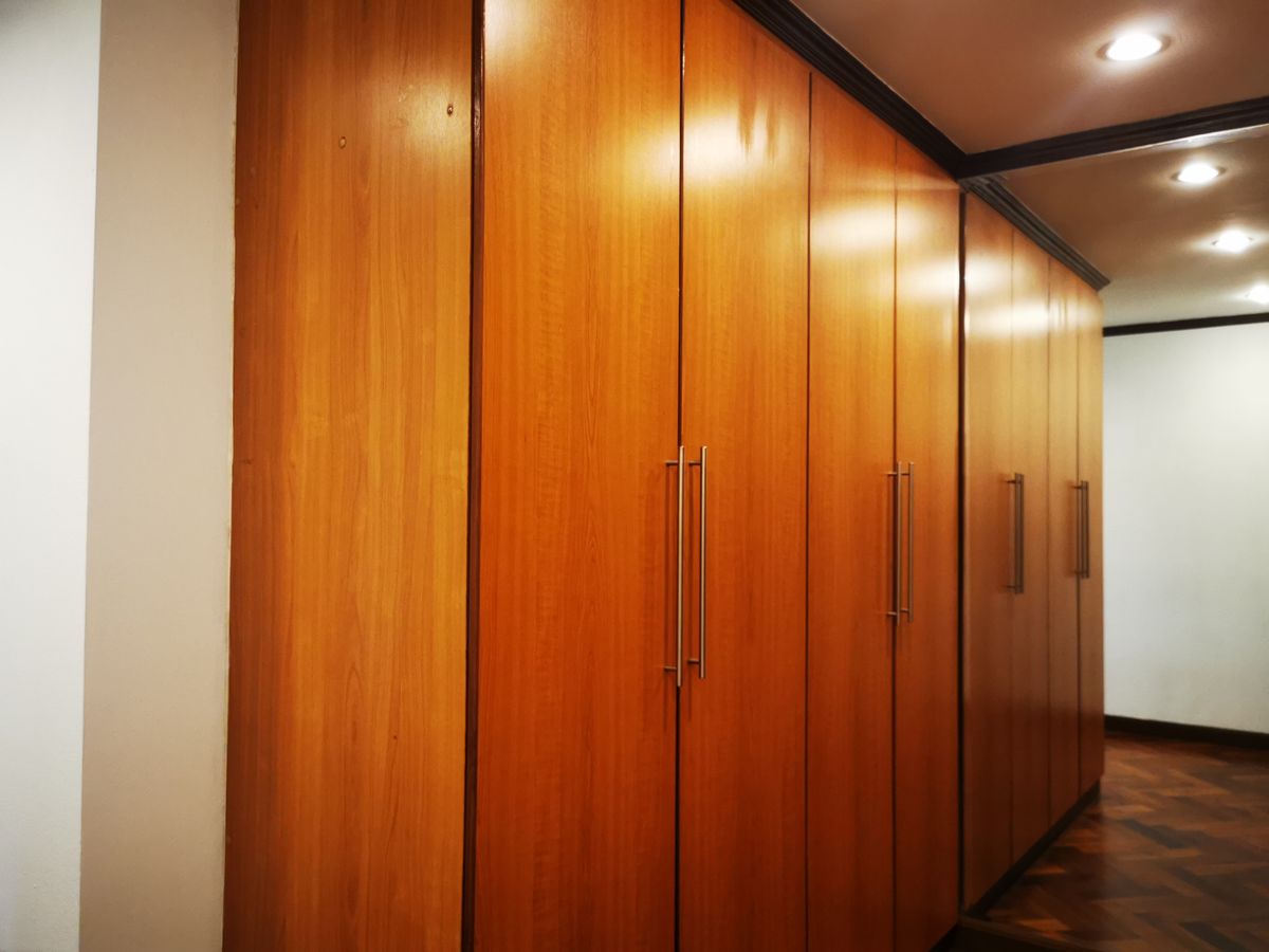 ให้เช่าคอนโดวิทยุ ชิดลม หลังสวน : ให้เช่า Navin Court – คอนโดห้องใหญ่ใจกลางเพลินจิต ซอยร่วมฤดี 3