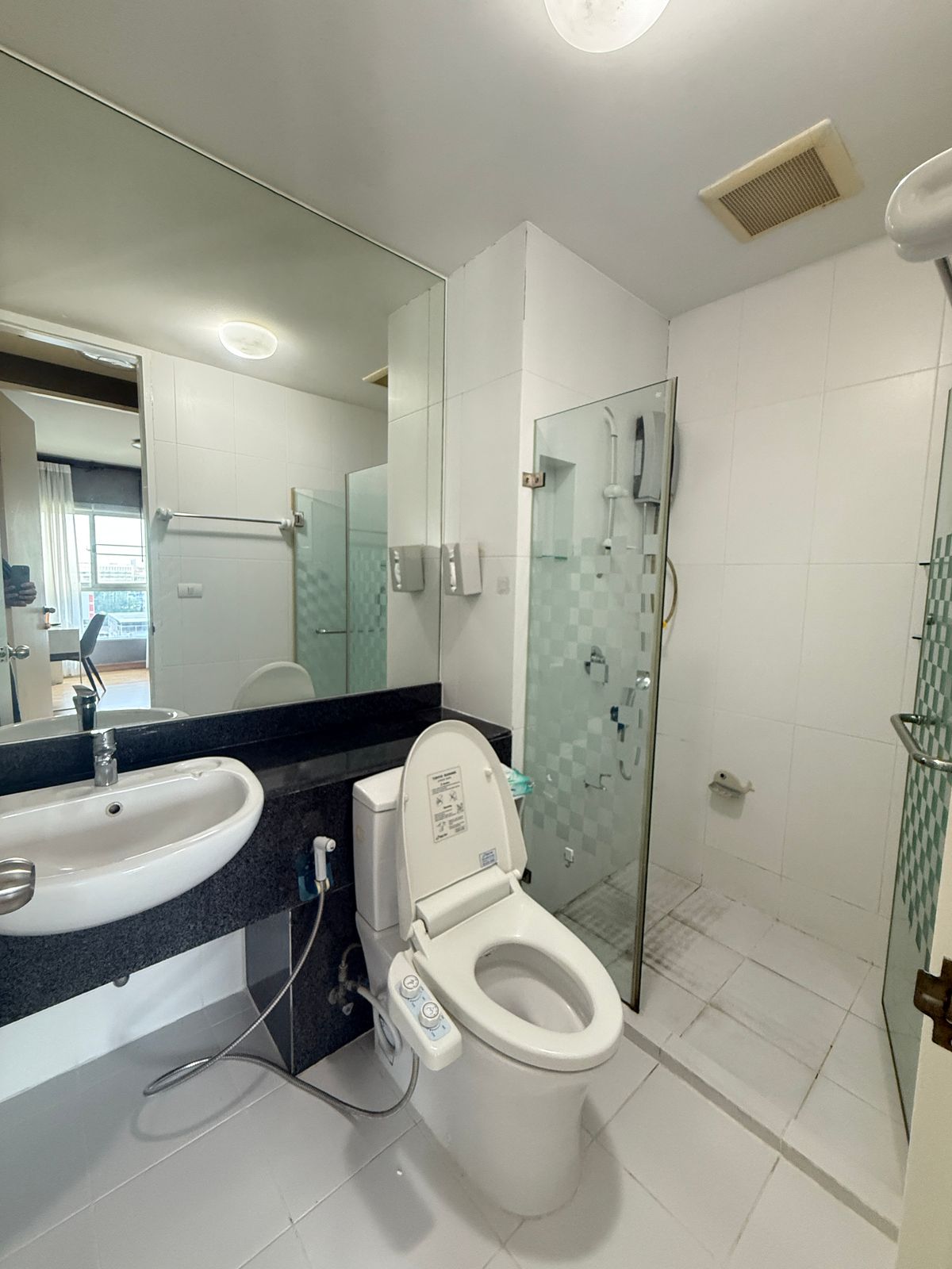 ขายคอนโดท่าพระ ตลาดพลู วุฒากาศ : (For Sale) The Parkland Taksin-Thapra 3,950,000 Baht 2 Bed 2 Bath Floor 8th Tel: 083-882-4256