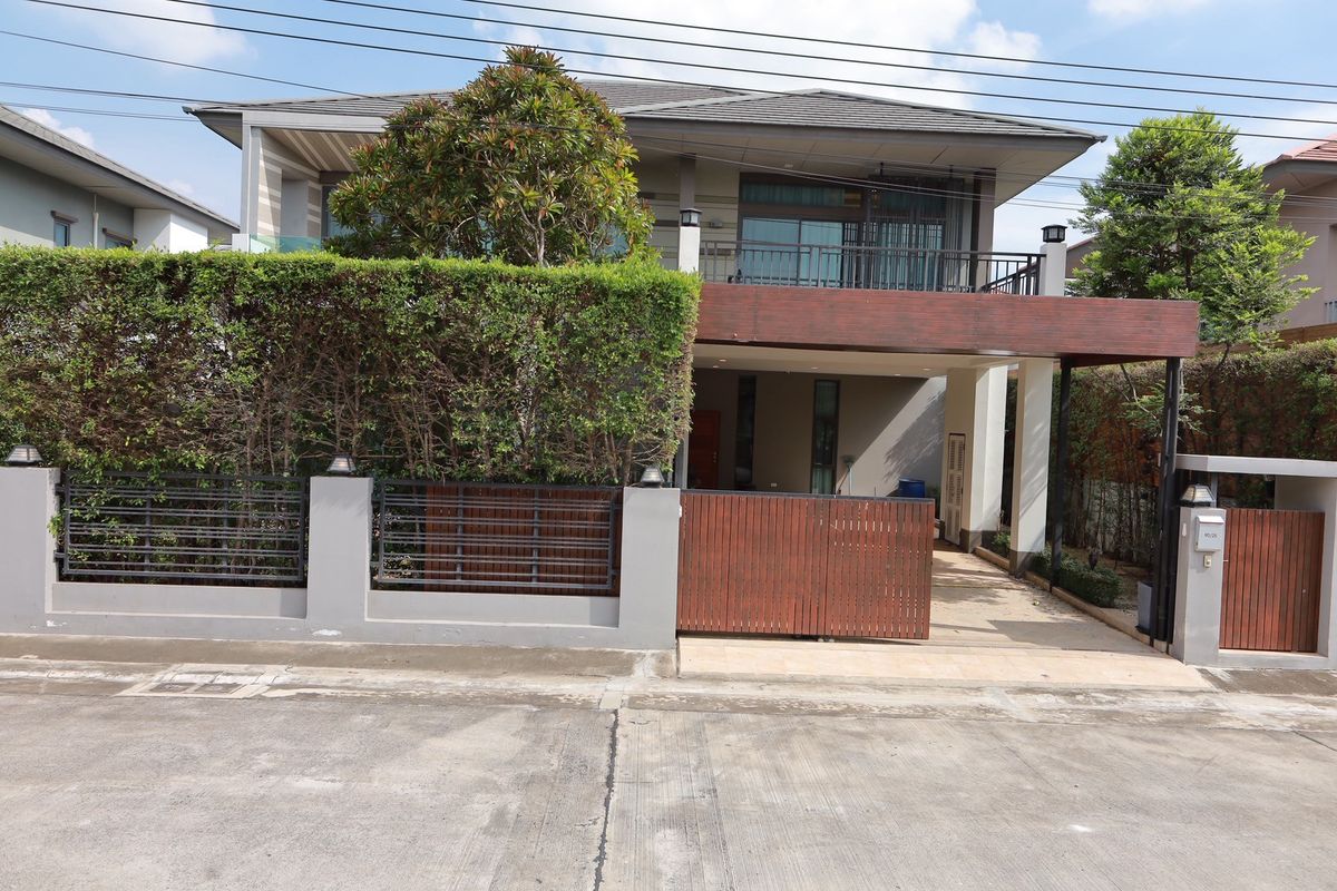 ขายบ้านปทุมธานี รังสิต ธรรมศาสตร์ : 📌 Sale!!! 🏡 บ้านเดี่ยว หมู่บ้านธนาภิรมย์ นวนคร (บ้านเดี่ยวสุดหรู ราคางาม ตกแต่งครบ✨✨✨✨✨ )📌
