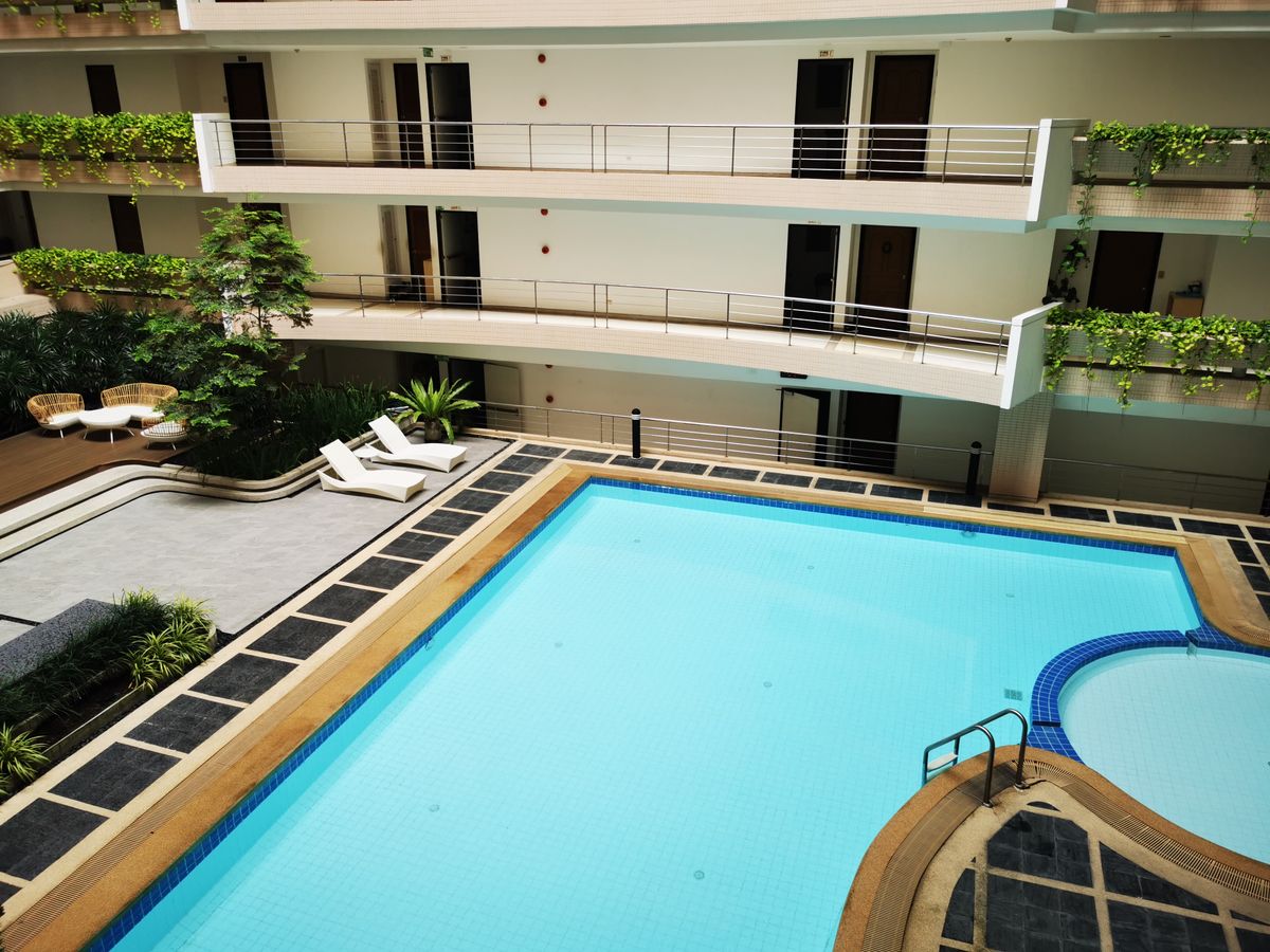 ให้เช่าคอนโดวิทยุ ชิดลม หลังสวน : ให้เช่า Navin Court – คอนโดห้องใหญ่ใจกลางเพลินจิต ซอยร่วมฤดี 3