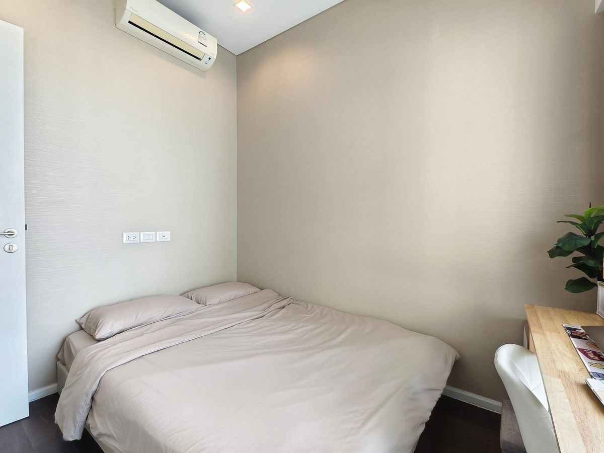 ให้เช่าคอนโดลาดพร้าว เซ็นทรัลลาดพร้าว : ให้เช่า ✨ The Saint Residences ✨ 2 ห้องนอน เฟอร์นิเจอร์ และ เครื่องใช้ไฟฟ้าครบ ใกล้ BTS ห้าแยกลาดพร้าว