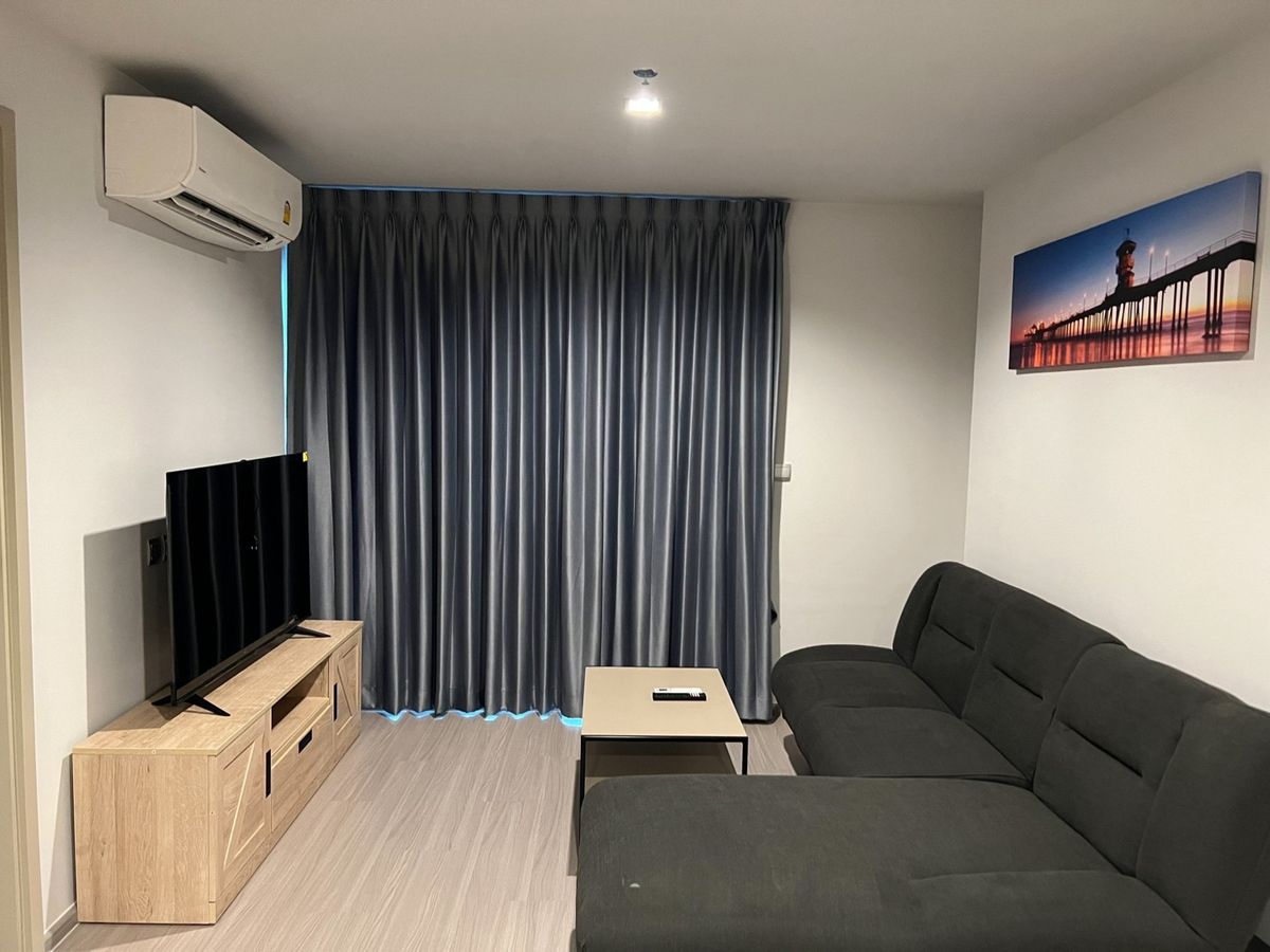 For RentCondoLadprao, Central Ladprao : RENT LIFE LADPRAO 2 Bedroom 2 Bathroom 66 SQM. The room is beautiful, complete with BTS five Ladprao BTS.