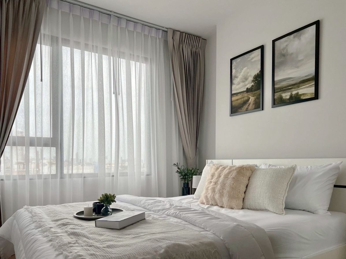 For RentCondoPinklao, Charansanitwong : Chewathai Pinklao – 800 m from MRT Bang Yi Khan

Type     : 1 Bedroom / 1 Bathroom
Size      : 29.31 sq.m.
Floor     : 12th
Rent      : 16,000 Baht/Month