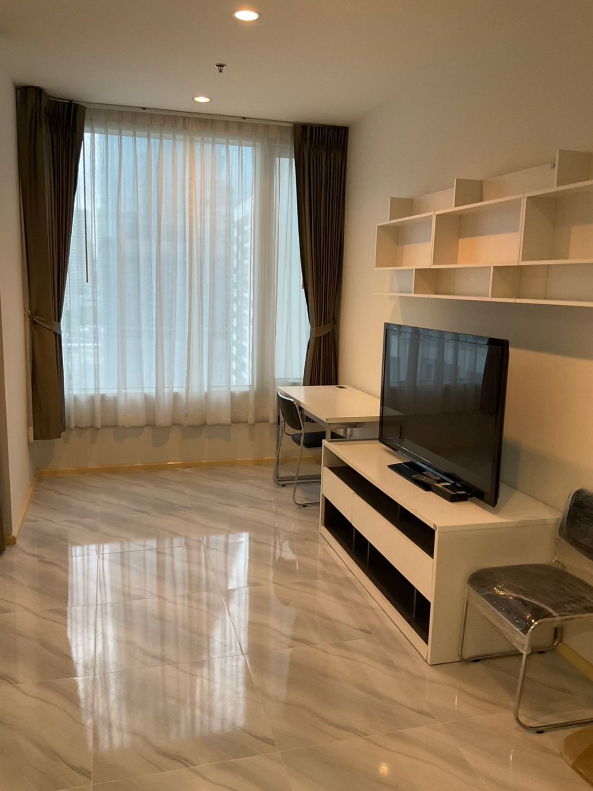For RentCondoRatchathewi,Phayathai : * For Rent* Elio Del Ray, near BTS Punnawithi (PTR1222)