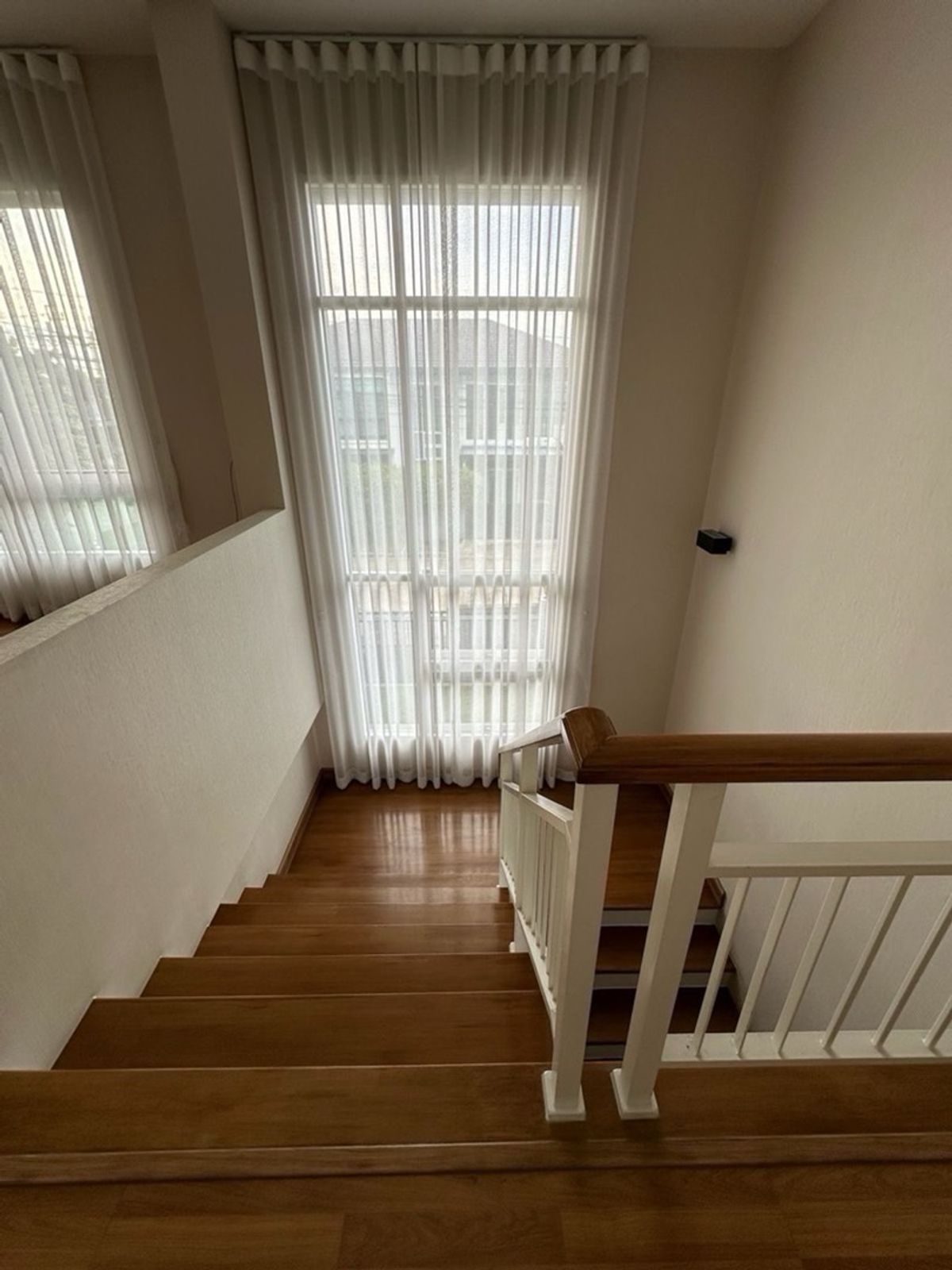 For SaleHouseNawamin, Ramindra : 💎 Luxury Modern Corner House for Sale – Spacious 5-Bedroom Home with Lush Garden, Full Functionality, and Prime Access Near Expressway in Watcharapol–ChatuChot