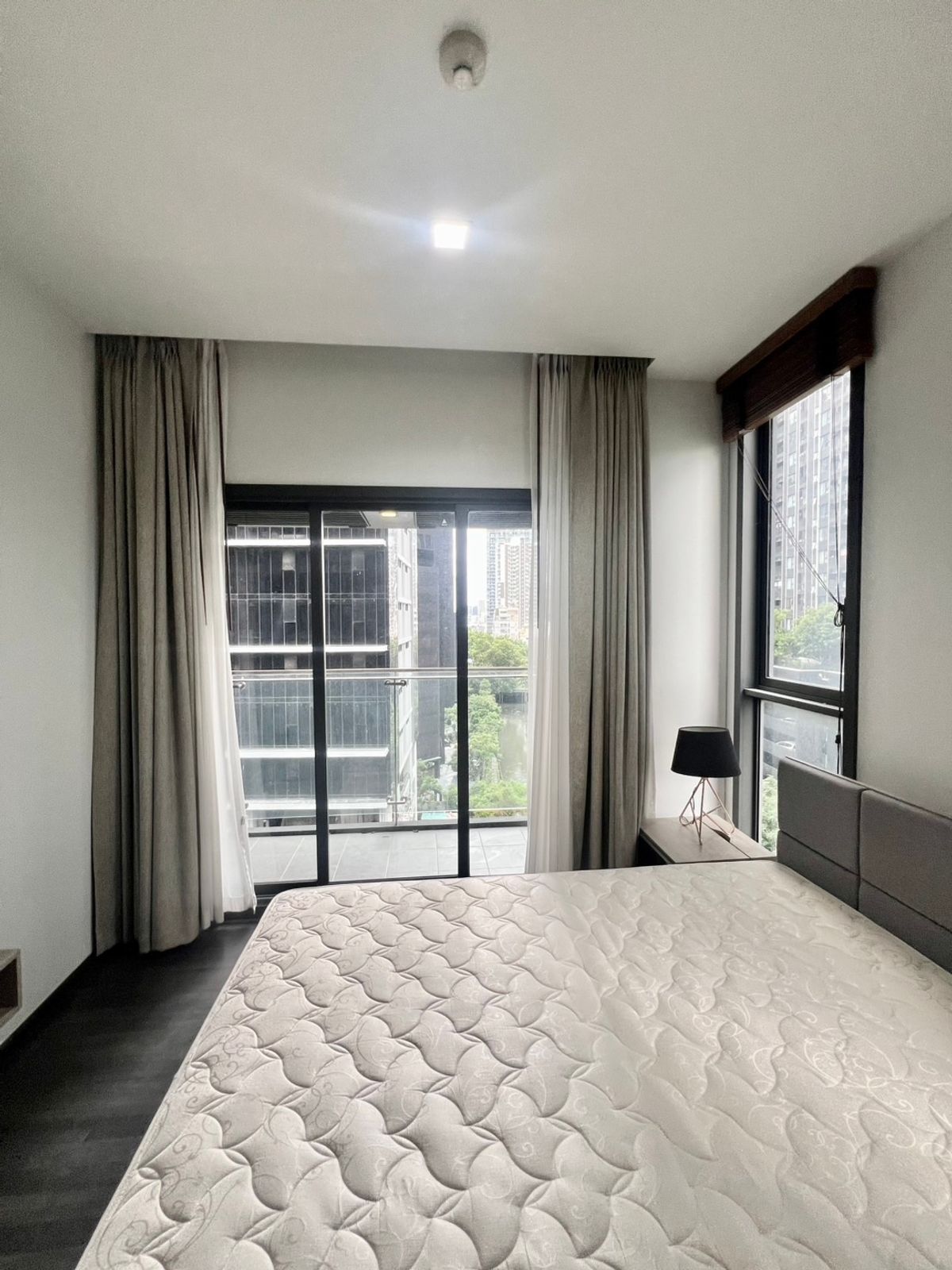For RentCondoRama9, Petchburi, RCA : Special price - The Line Asoke Ratchada 1bedroom 1Bathroom - Fully Furnished - Near MRT Rama9