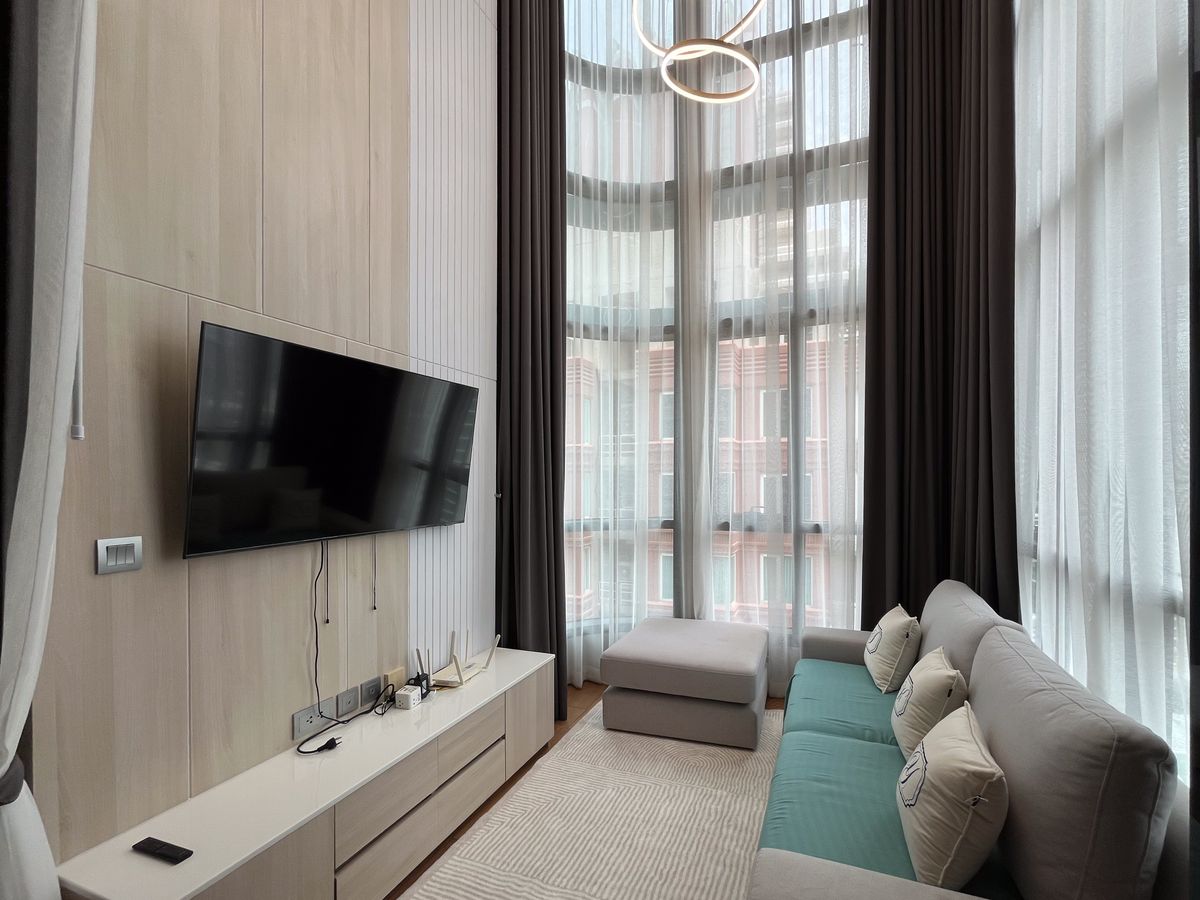 คอนโดราชเทวี พญาไท : ปล่อยเช่าและขาย Q Chidlom ( Duplex ) ราคา 65,000 บาท ขาย 16 ล้านบาท
