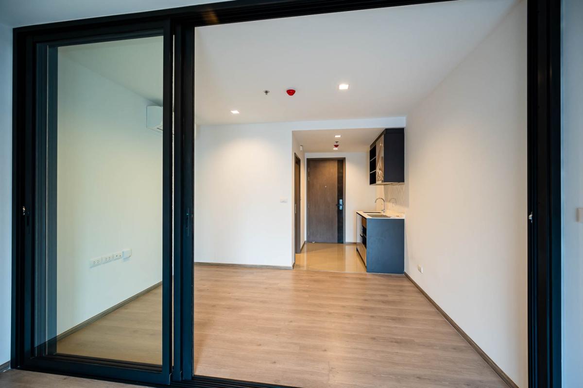 ขายคอนโดลาดพร้าว เซ็นทรัลลาดพร้าว : 🔥ขายด่วน + 🔥เดอะ ไลน์ พหลโยธิน พาร์ค  ห้องเปล่า ใกล้ BTS ห้าแยกลาดพร้าว 300 เมตร