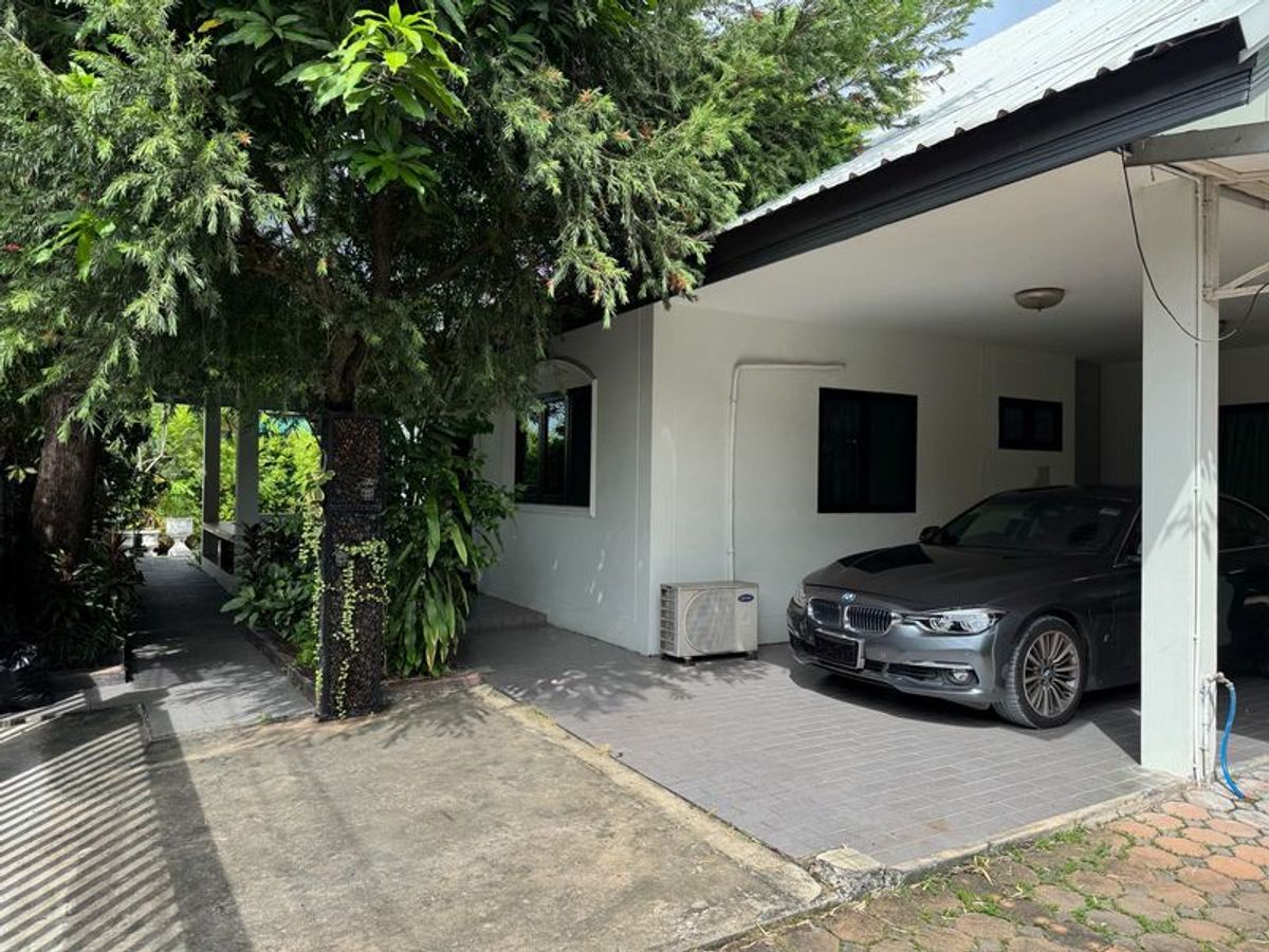 ให้เช่าบ้านอ่อนนุช อุดมสุข : บ้านเดี่ยว อ่อนนุช 70/1 / 4 ห้องนอน (ขาย), Detached House Onnut 70/1 / 4 Bedrooms (FOR SALE) FON200