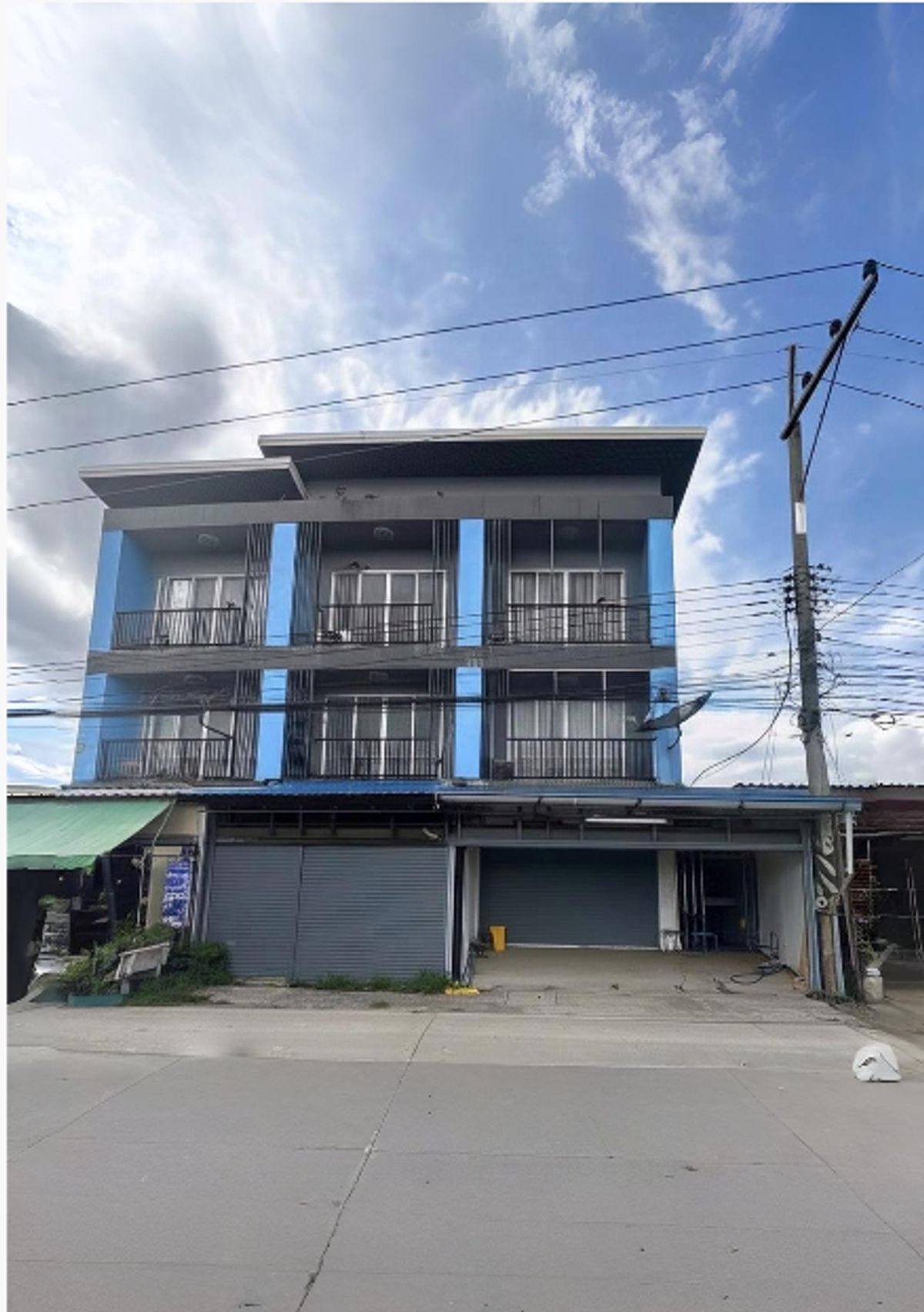 ขายทาวน์โฮมนครปฐม : 🏢ขายทาวน์โฮม 3 ชั้น บางแขม นครปฐม🏢🧱กำลังอยู่ในขั้นตอนรีโนเวท🧱