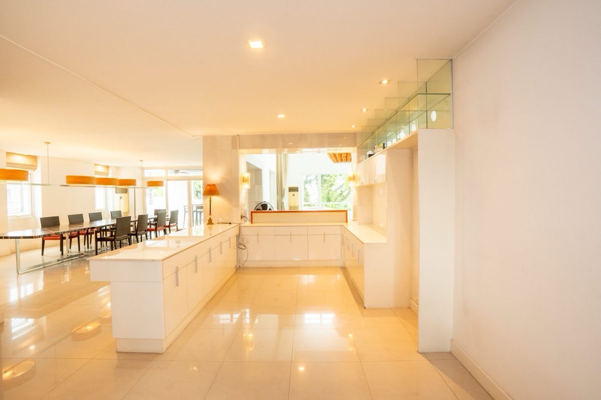 For SaleHouseSukhumvit, Asoke, Thonglor : Luxury 7-Storey House for Sale in Ekkamai–Thonglor with Private Lift | 193 sq.w Land | 2,800 sq.m Usable Area | Ideal for Residence or Investment

