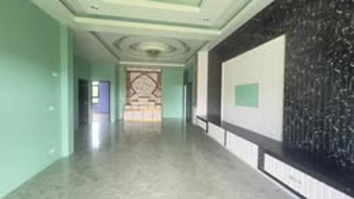 ขายบ้านระยอง : บ้านเดี่ยว ห้วยโป่ง อำเภอเมือง ระยอง สไตล์โมเดิร์น วิวภูเขา บนเนื้อที่ 2 ไร่ 