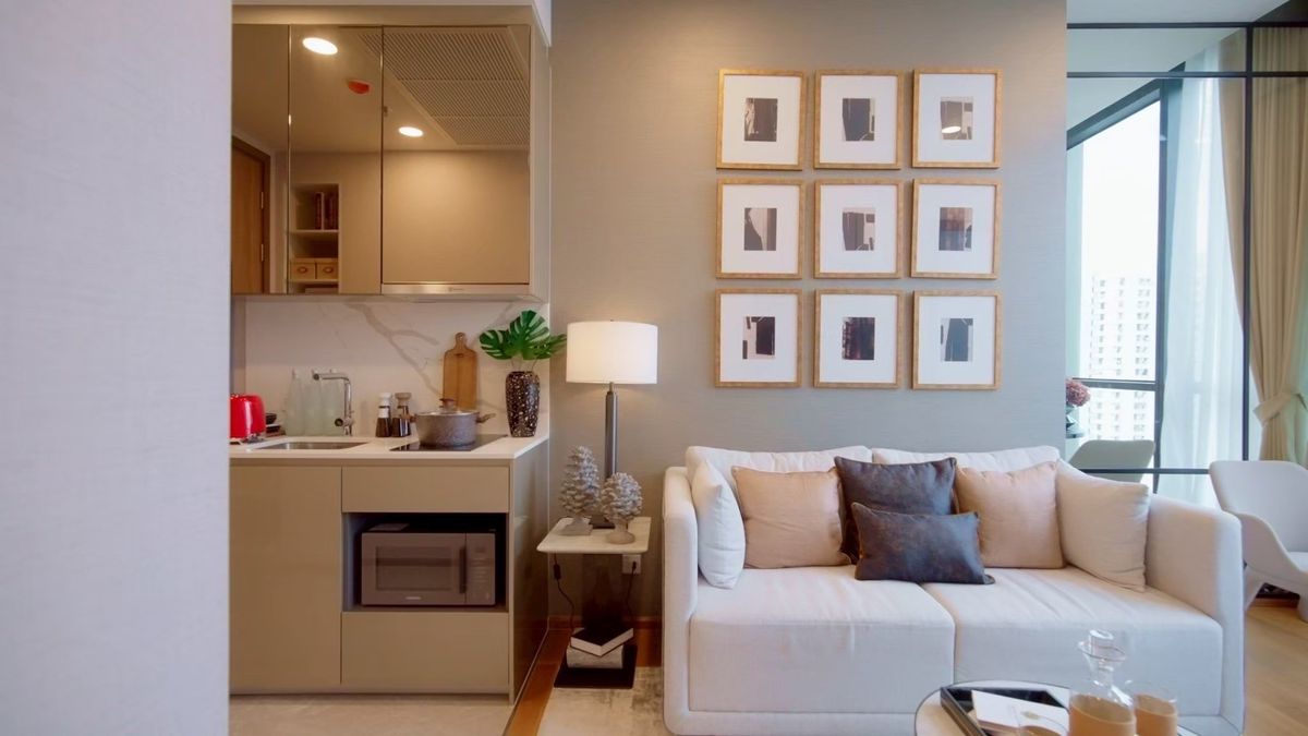For SaleCondoRatchathewi,Phayathai : Best price 1 bed fully fitted, next to BTS Rachathewi Station and close to Chulalongkorn University and Siam 081-245-7349