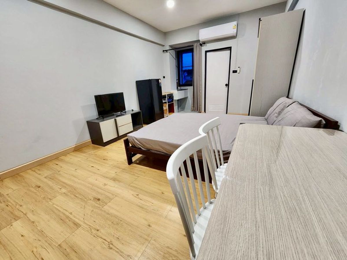 For SaleCondoRamkhamhaeng, Hua Mak : Condo for sale, Umorn Suk Ramkhamhaeng Soi 1 (Studio Room), 24 square meters, 3rd floor, Suan Luang Subdistrict, Suan Luang, Bangkok