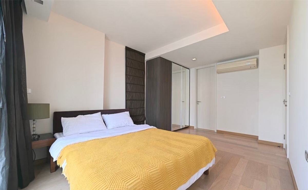 For SaleCondoWitthayu, Chidlom, Langsuan, Ploenchit : Real room, real price, VIA 49 Condo, 2 bedrooms, 2 bathrooms, 75 sqm. Condo Lowrise Japanese Feil price is much lower than the market.