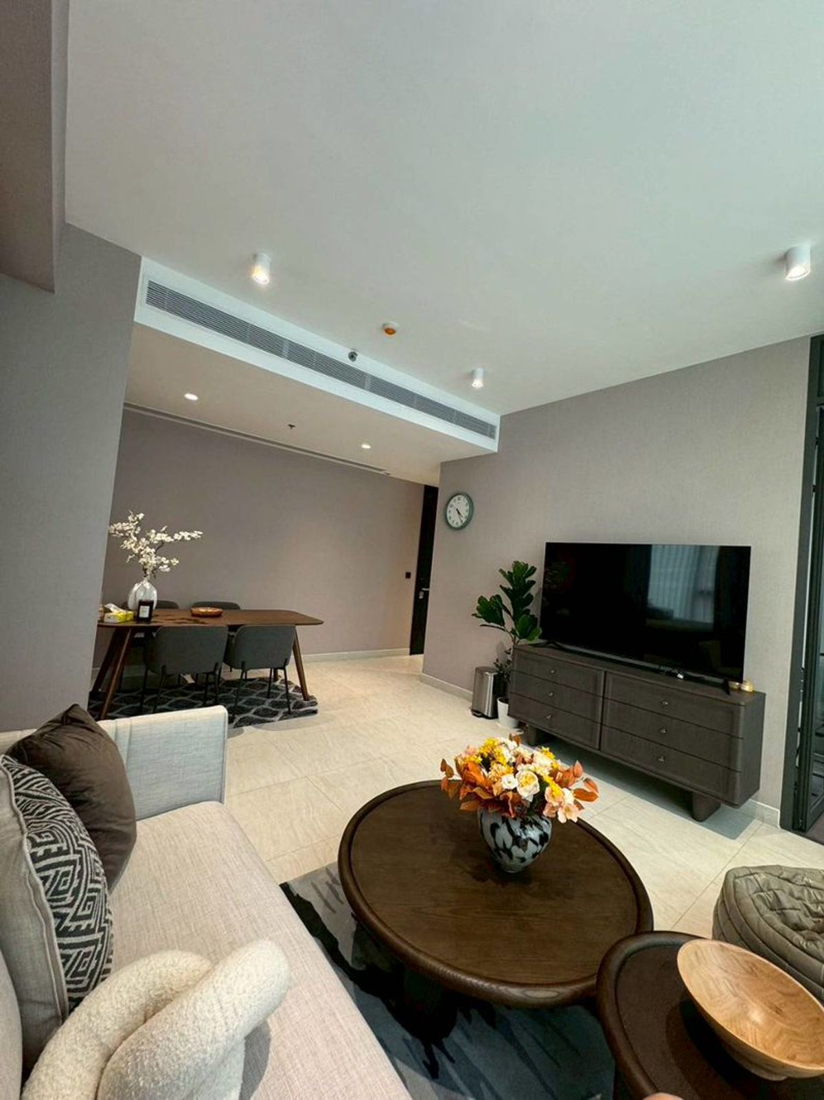 ให้เช่าคอนโดสุขุมวิท อโศก ทองหล่อ : ✨Condo for Rent : The Esse Asoke (( BTS St. Louis )) AP-02 ( line : @condo91 )