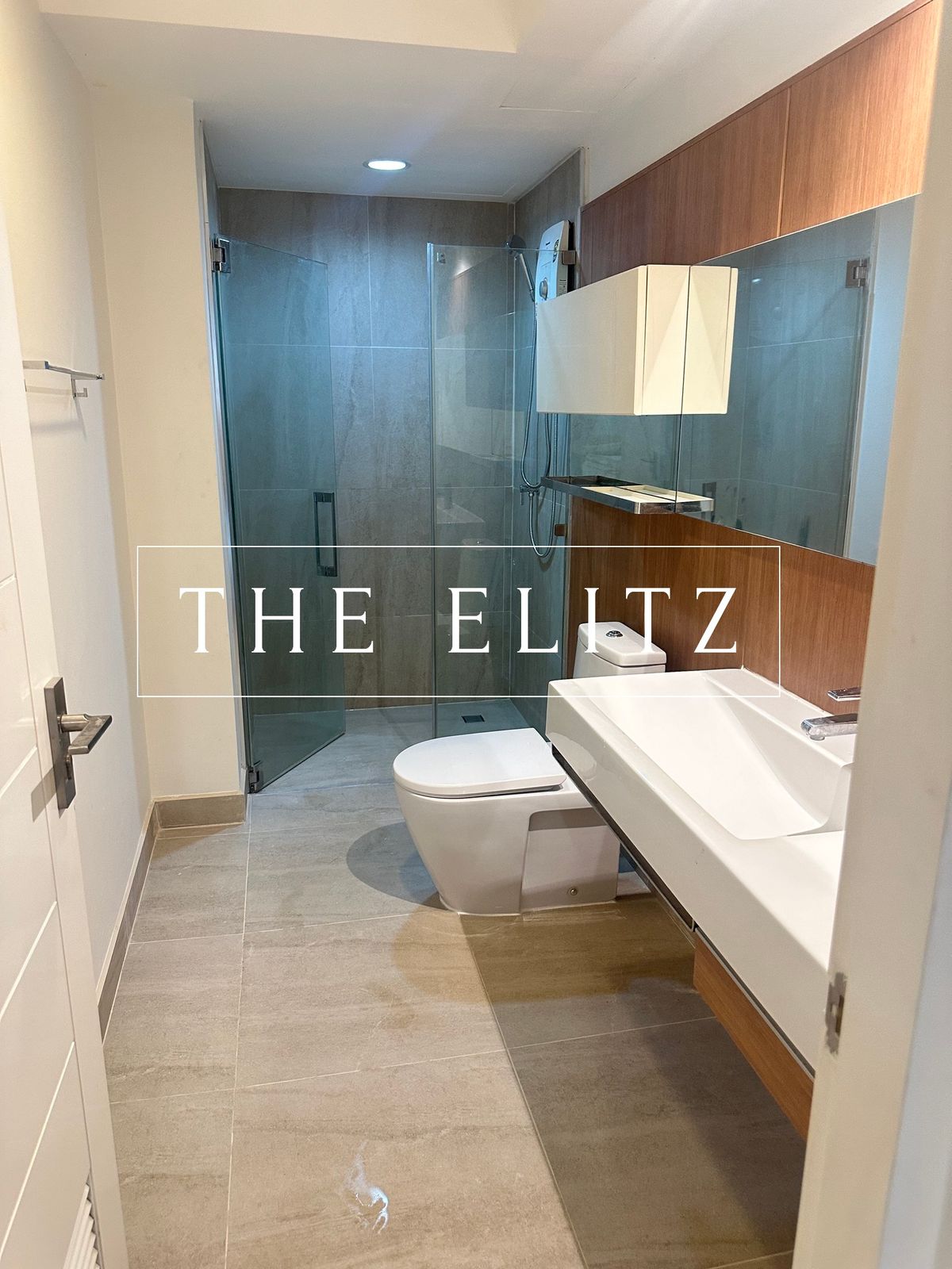 For SaleCondoWongwianyai, Charoennakor : ✨ The premium that is truly tangible. This room is the “balance point“ of the word worth 💯