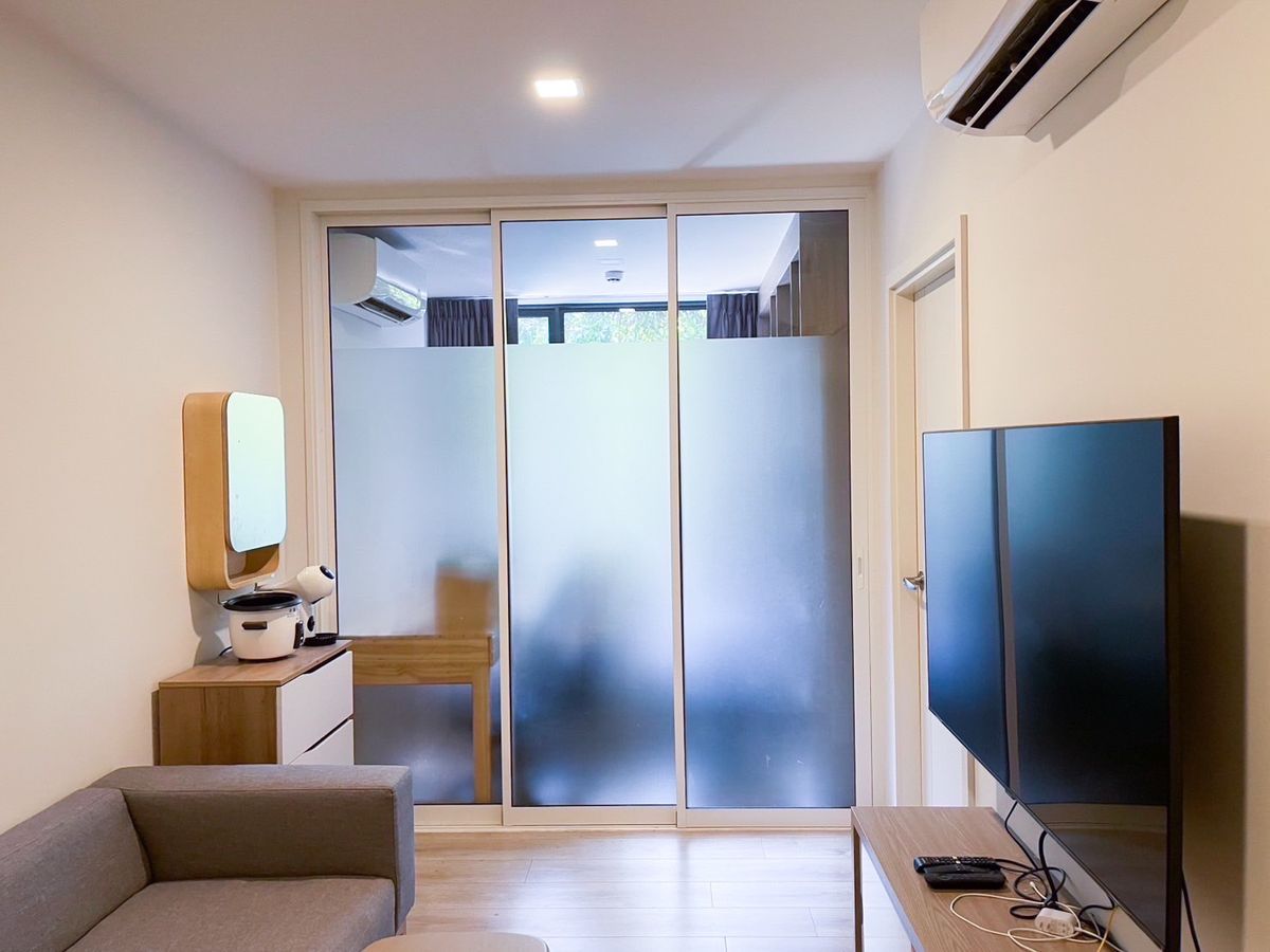 For SaleCondoOnnut, Udomsuk : Chamber onnut Station for Sale 4,500,000 BAHT 35 SQM 1 Bedroom Plus Tel 0838824256