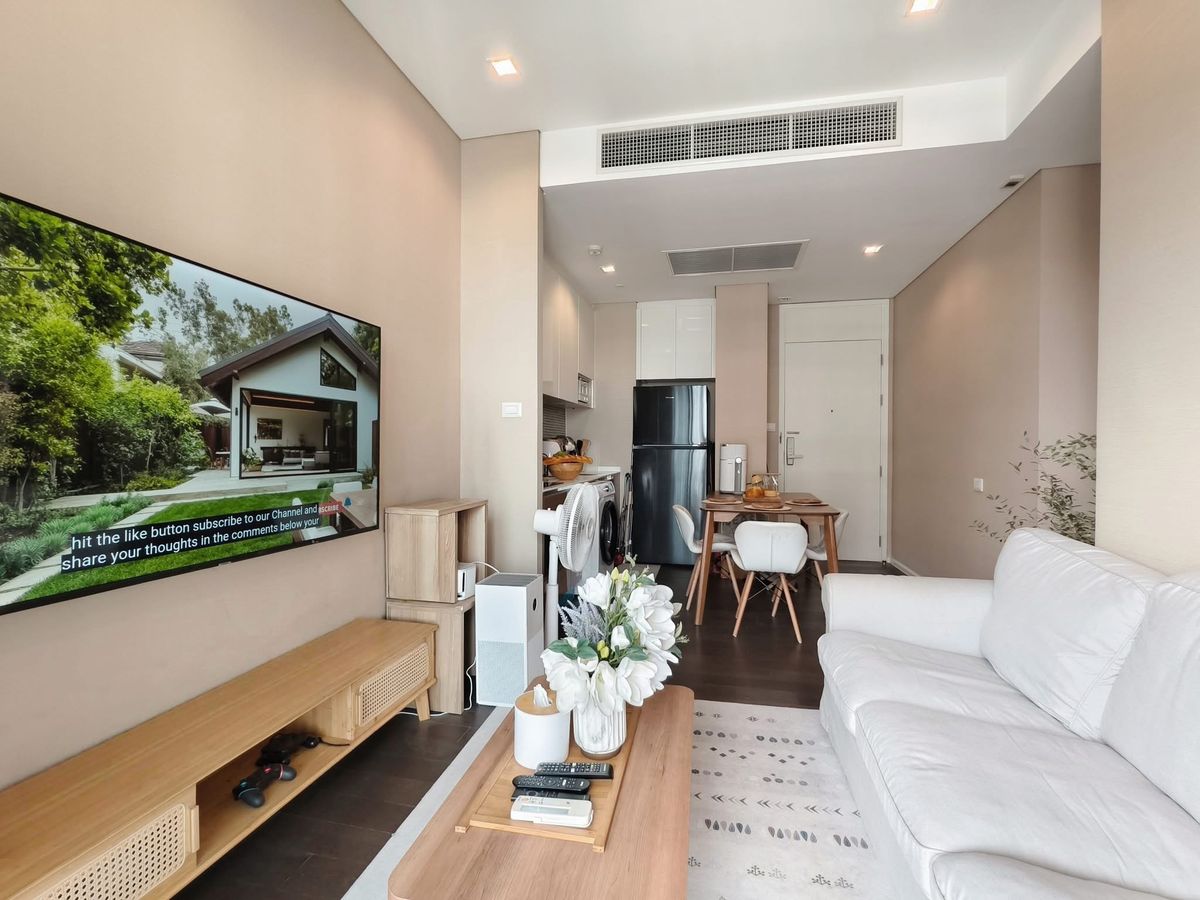 ให้เช่าคอนโดลาดพร้าว เซ็นทรัลลาดพร้าว : ให้เช่า ✨ The Saint Residences ✨ 2 ห้องนอน เฟอร์นิเจอร์ และ เครื่องใช้ไฟฟ้าครบ ใกล้ BTS ห้าแยกลาดพร้าว