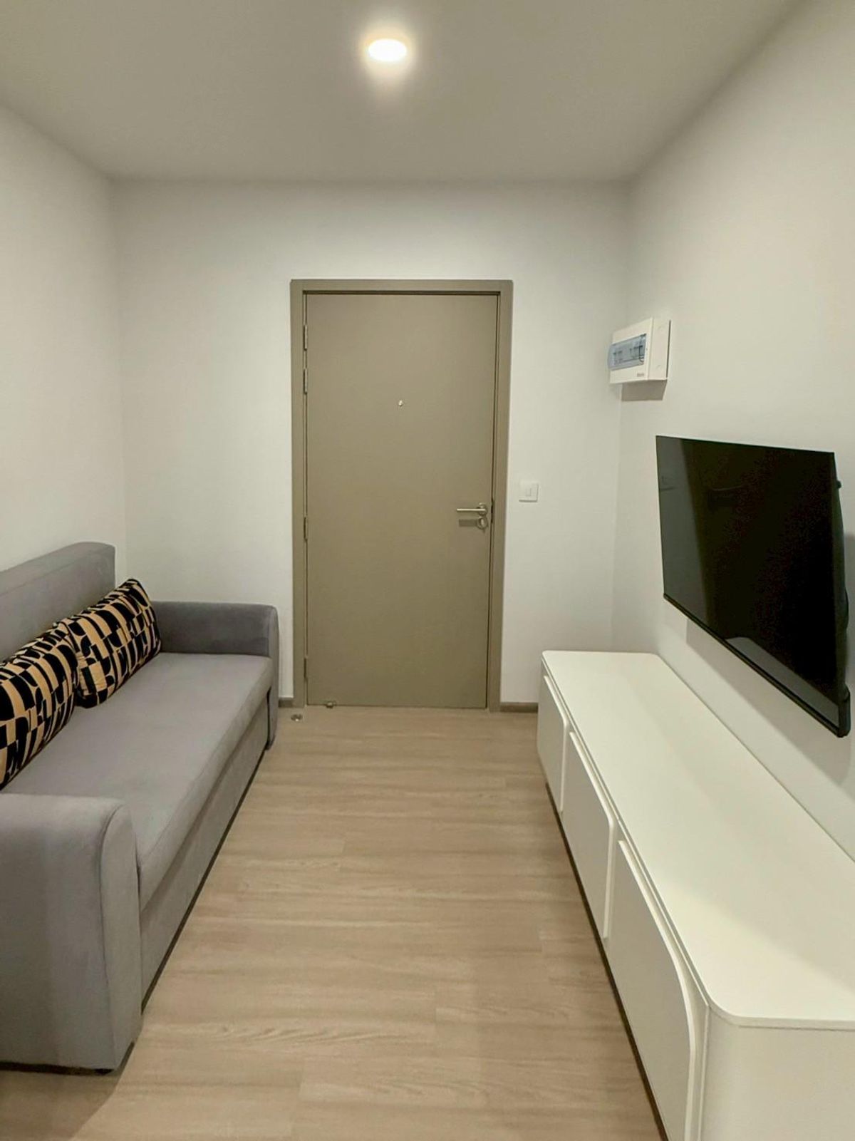 For RentCondoKhlongtoei, Kluaynamthai : (For Rent) Aspire Sukhumvit-Rama 4 next to Rama 4 Road, near BTS Phra Khanong
