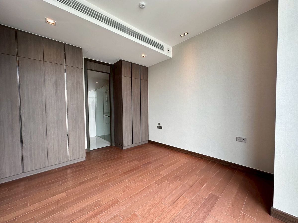 For SaleCondoNana, North Nana,Sukhumvit13, Soi Nana : Sell project room Q1 Sukhumvit. Special price. There are many discounted prices. There are many rooms to choose from.