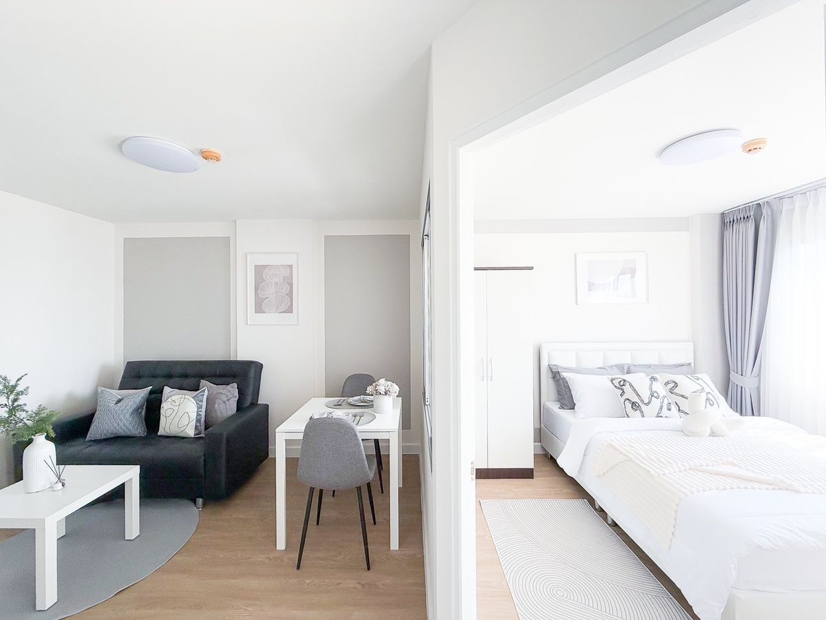 For RentCondoRattanathibet, Sanambinna : 🚨 Rental price. Great value. ✨ Lumpini Condo Town Rattanathibet Condo, the top floor is comfortable, near MRT, Nonthaburi 1 intersection. Can be reserved now 🎉