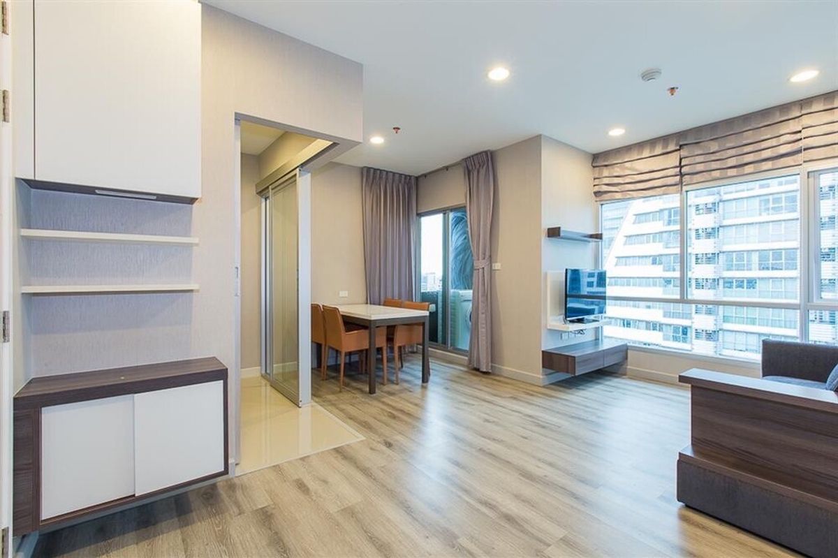 ขายคอนโดสาทร นราธิวาส : 🔥 ขายพร้อมผู้เช่า !!🔥 Code C20221200153..........Centric Sathorn - St. Louis, 2 ห้องนอน, 2 ห้องน้ำ, ชั้นสูง 20++, แต่งครบ, ราคาพิเศษ!!📣📣