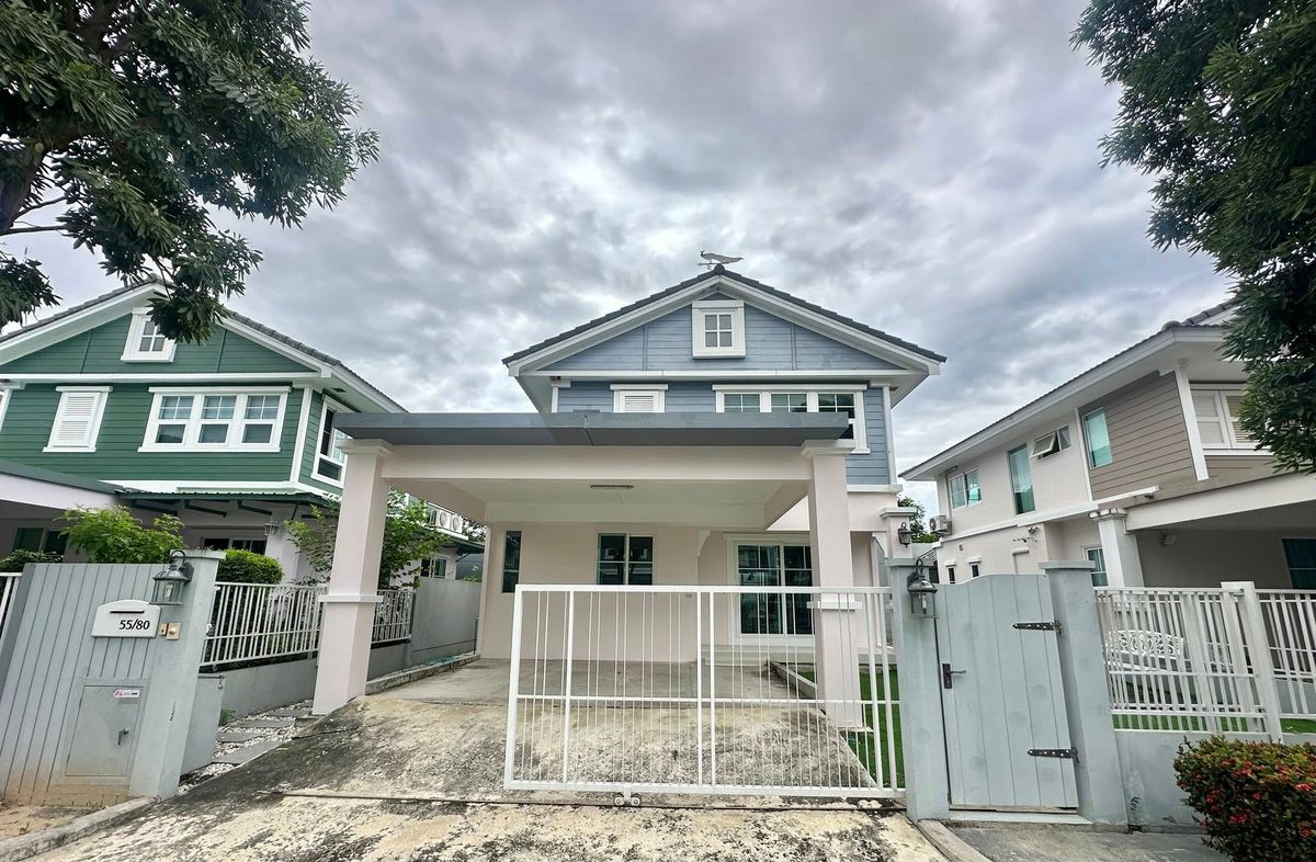 For RentHouseBangna, Bearing, Lasalle : R5189- Rent a detached house in Chaiyapruek Bangna Km. 7 Furniture Electrical appliances  Ready