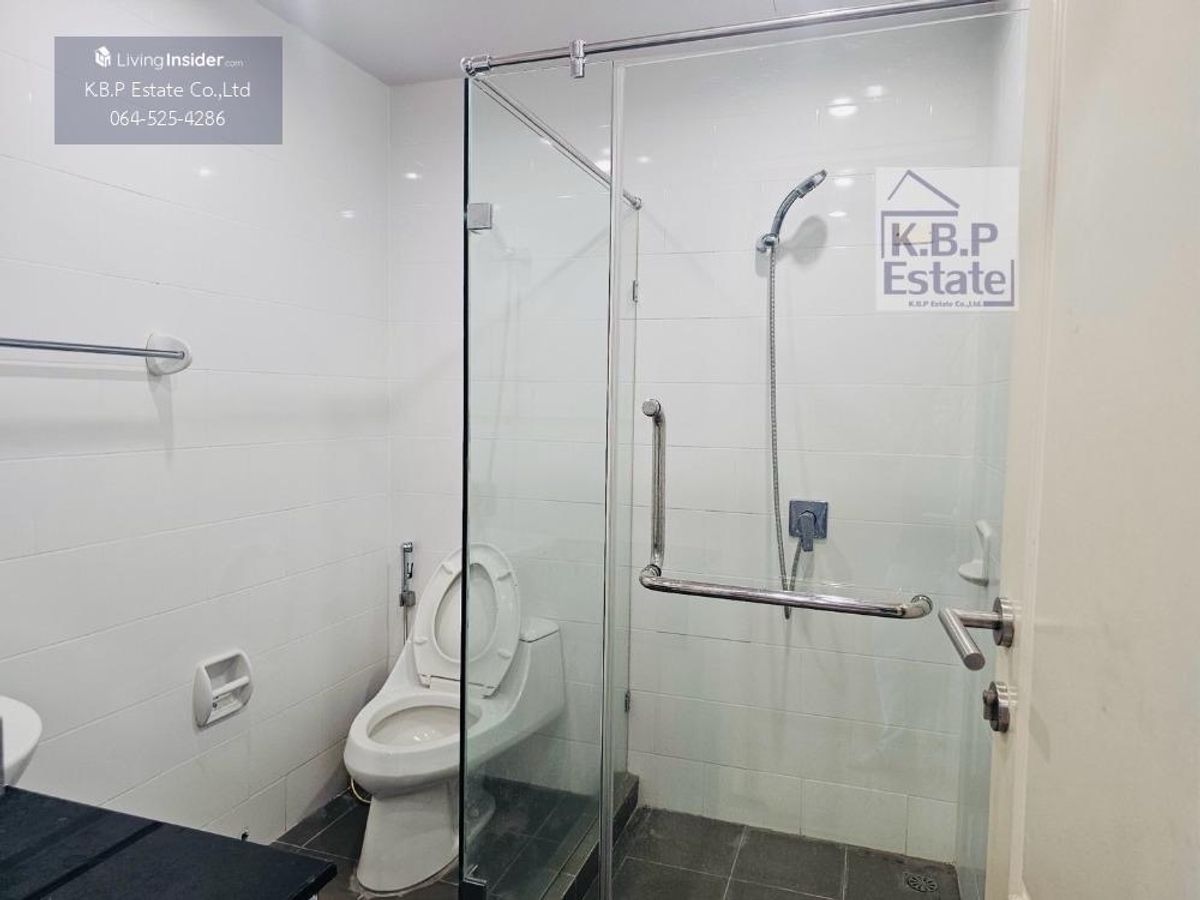 ขายทาวน์โฮมพระราม 3 สาธุประดิษฐ์ : ขายทาวน์โฮม JadePraise สาทร-พระราม3 3ห้องนอน+Plus1 4ห้องน้ำ พร้อมเข้าอยู่