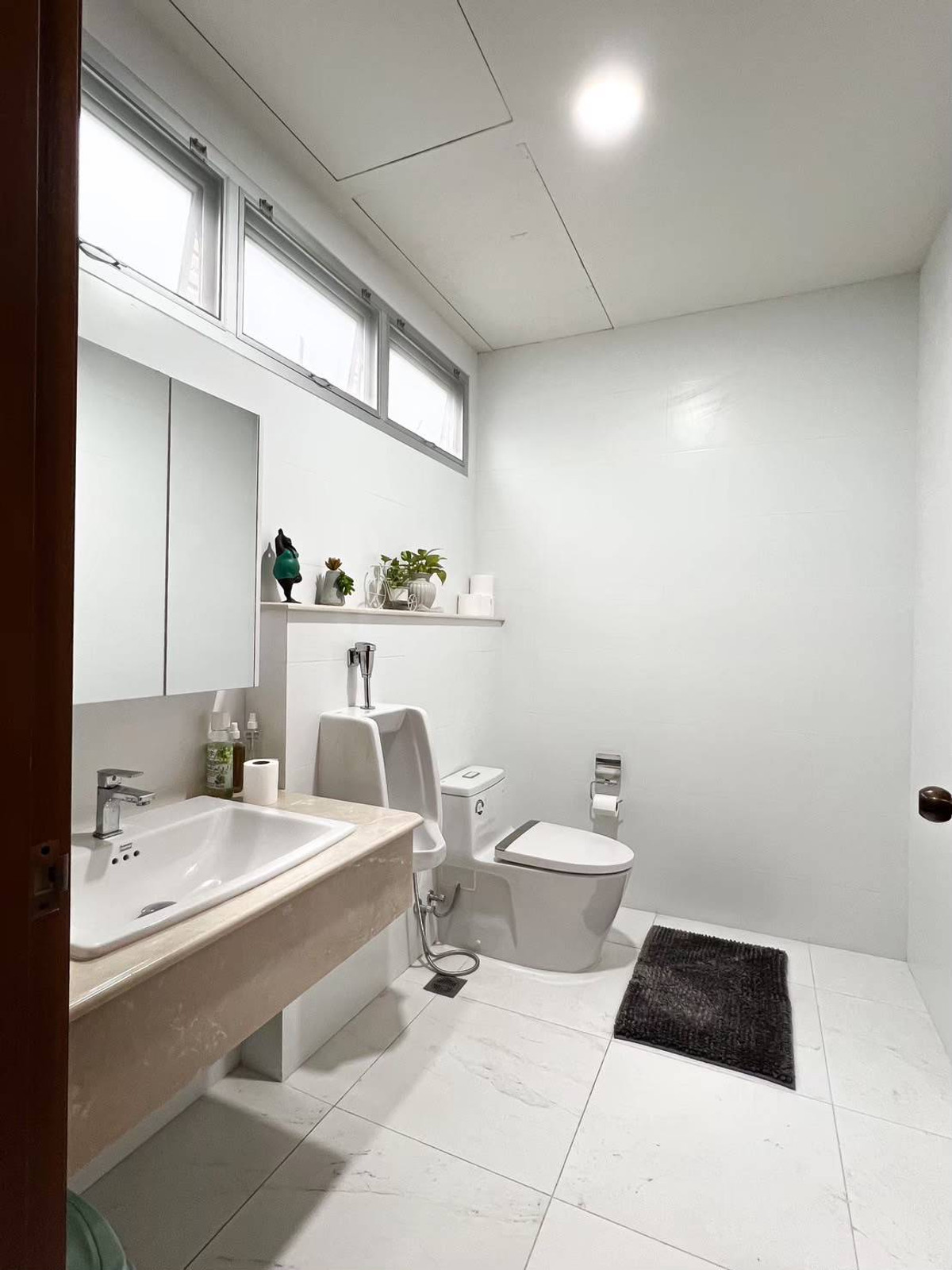 For SaleHome OfficeVipawadee, Don Mueang, Lak Si : Selling office buildings House for sale in Soi Chaeng Watthana 12 (Pak Soi- Crown Hospital), Lak Si District, Bangkok, Chaeng Watthana, Vibhavadi, Laksi near the pink MRT Expressway