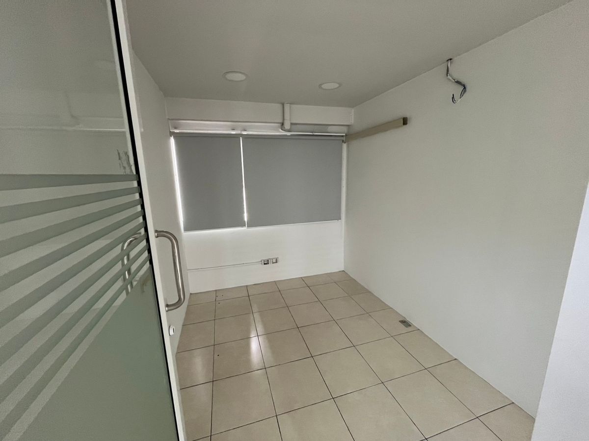 ให้เช่าอาคารพาณิชย์นวมินทร์ รามอินทรา : ✨ ให้เช่าอาคารพาณิชย์/สำนักงาน ติดถนนวัชรพล–ใกล้ตลาดถนอมมิตร ทำเลเด่นมาก ✨ 📍 เลือกเช่ารายชั้น อาคารสูง 5-7 ชั้น พื้นที่ใช้สอย 130 - 200 ตร.ม./ชั้น