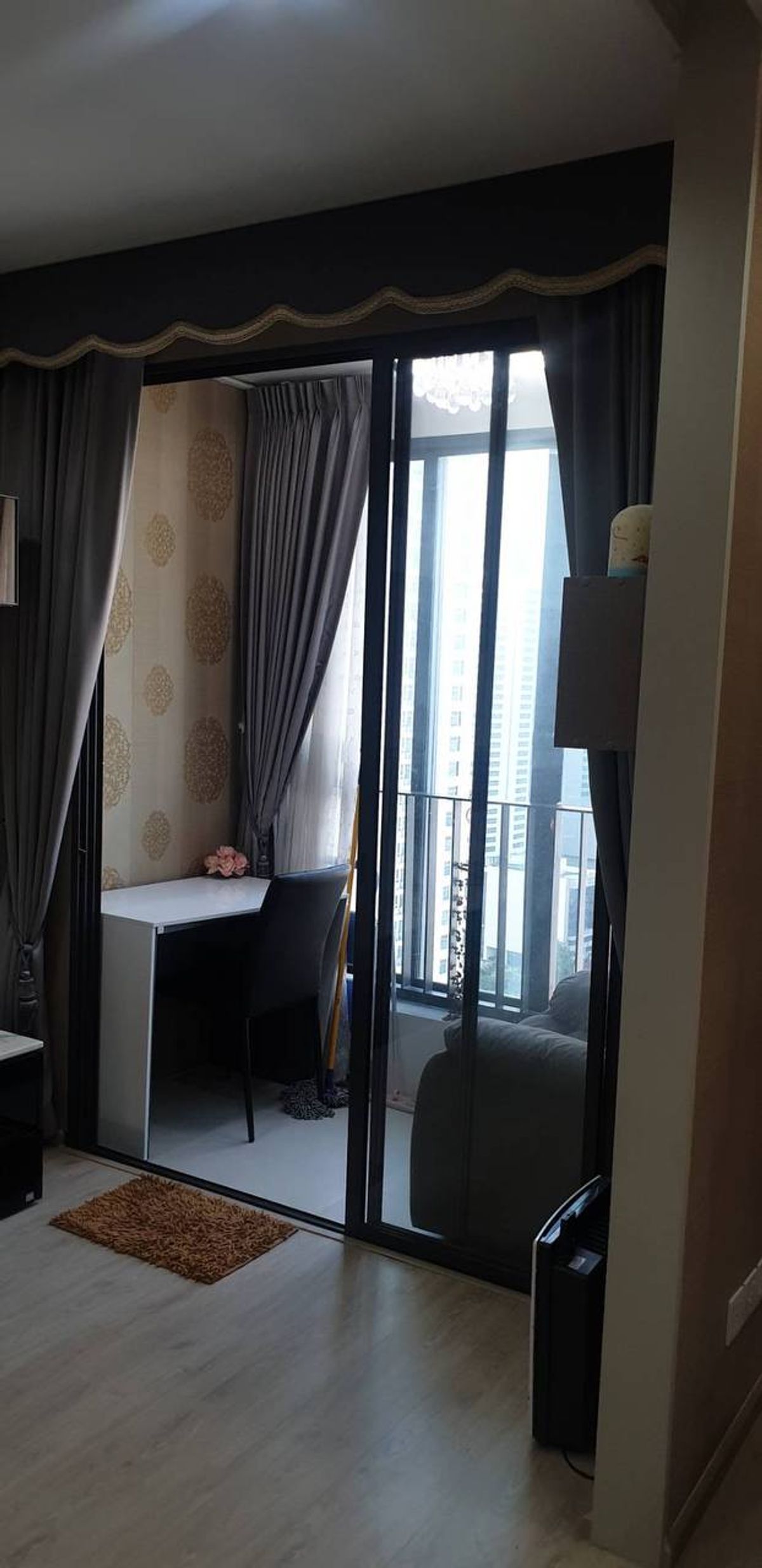 คอนโดราชเทวี พญาไท : Ideo Q Ratchathewi【𝐒𝐄𝐋𝐋 & 𝐑𝐄𝐍𝐓】🔥ดีไซน์เรียบแต่ดูแพง  พร้อมพื้นที่ทำงานส่วนตัว🔥  ติดต่อไลน์ไอดี: @hacondo