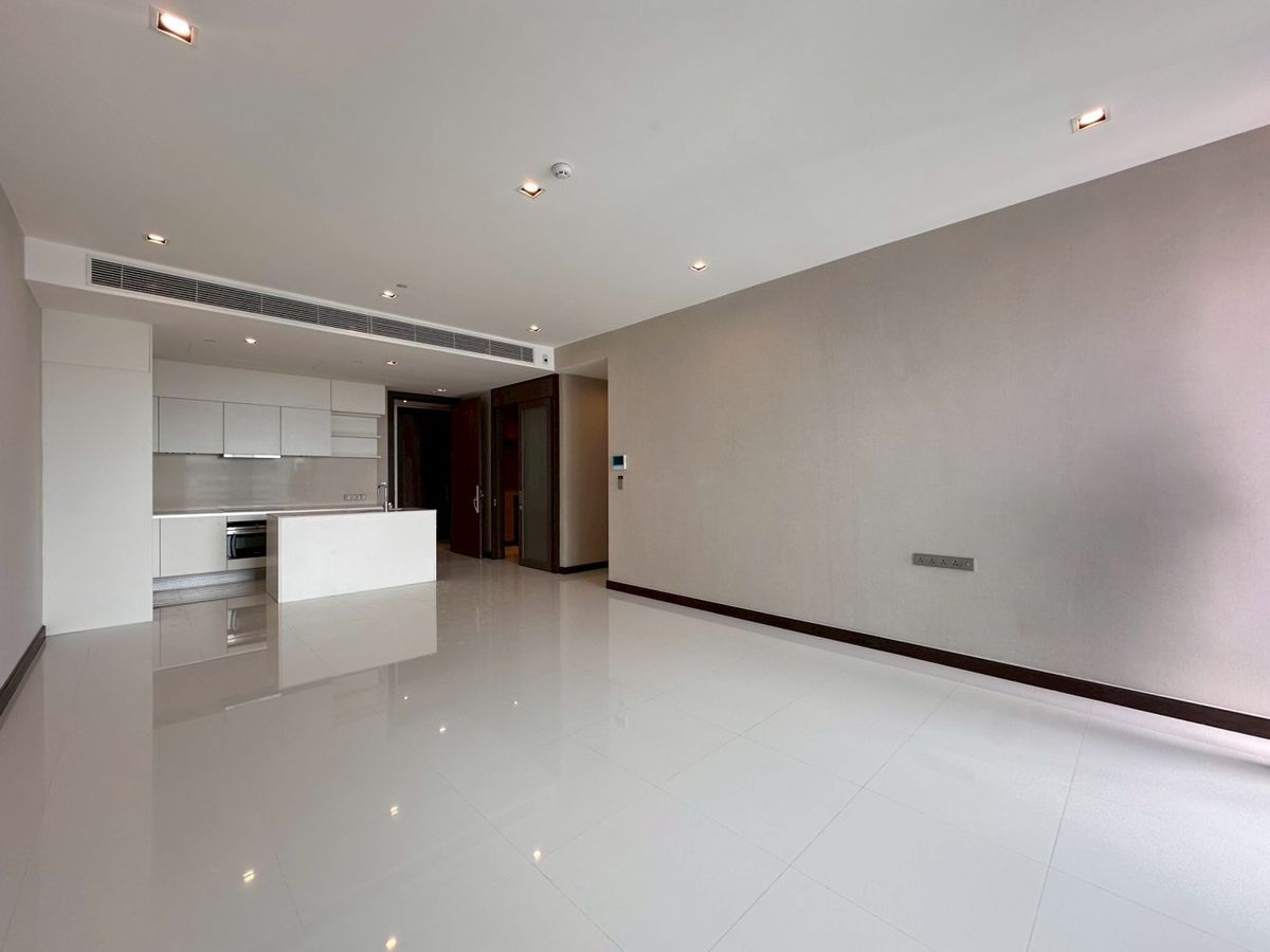 For SaleCondoNana, North Nana,Sukhumvit13, Soi Nana : Sell project room Q1 Sukhumvit. Special price. There are many discounted prices. There are many rooms to choose from.