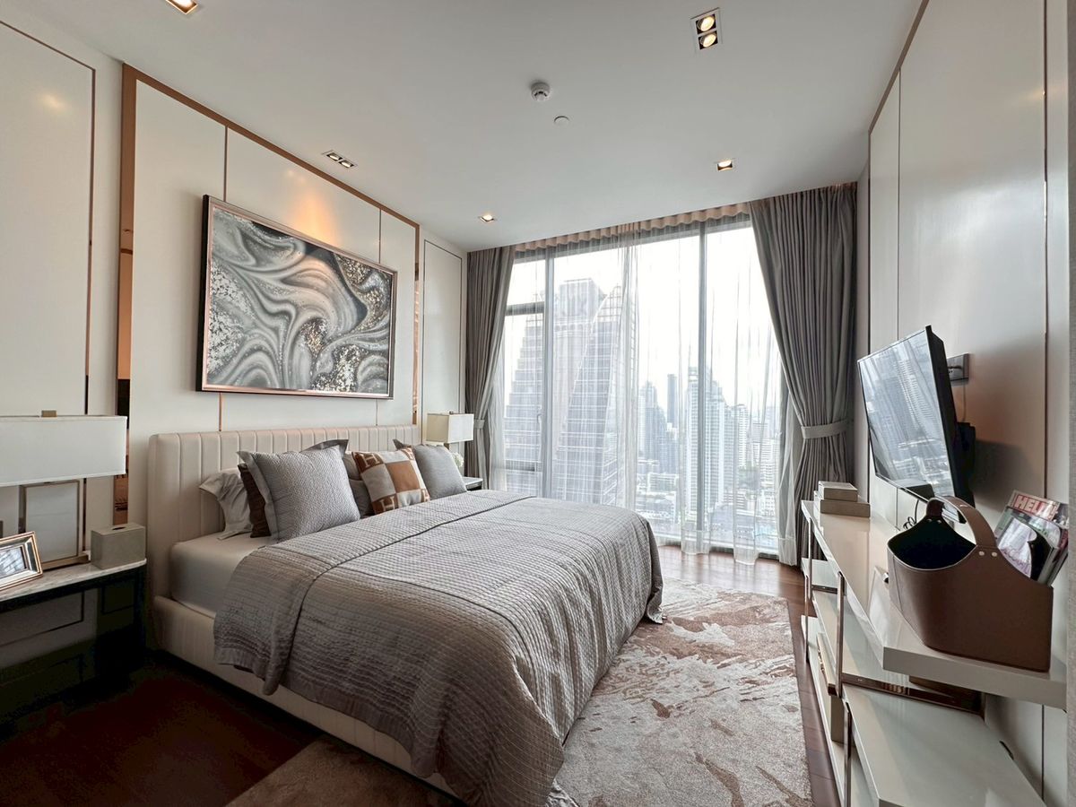 For SaleCondoNana, North Nana,Sukhumvit13, Soi Nana : Sell the project Q1 Sukhumvit, a new room from the project. With 2 parking spaces There are many rooms to choose from.