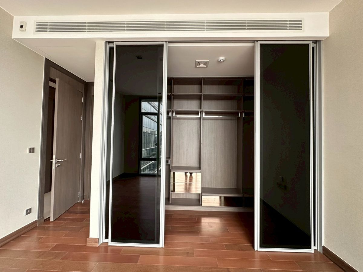 For SaleCondoNana, North Nana,Sukhumvit13, Soi Nana : Project Selling Room Q1 Sukhumvit 2Bedroom Corner Room Beautiful room Only 1 room per floor