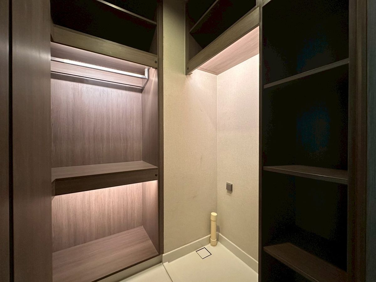 For SaleCondoNana, North Nana,Sukhumvit13, Soi Nana : Project room for sale Q1 Sukhumvit 2 Bedroom Size Large Fix 2 Parking