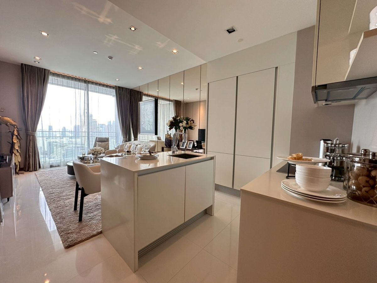 For SaleCondoNana, North Nana,Sukhumvit13, Soi Nana : Sell the project Q1 Sukhumvit, a new room from the project. With 2 parking spaces There are many rooms to choose from.