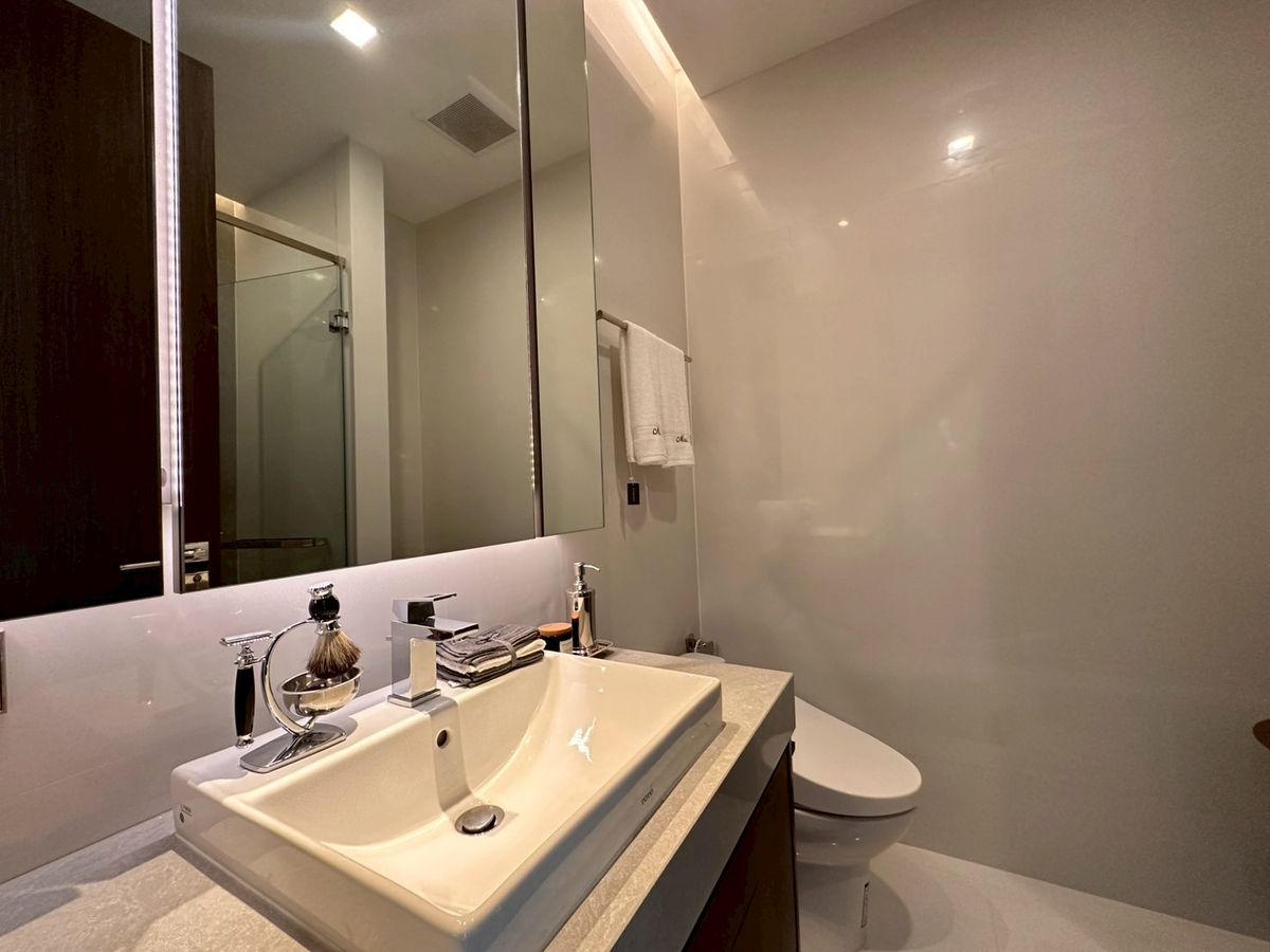 For SaleCondoNana, North Nana,Sukhumvit13, Soi Nana : Project room for sale. Q1 Sukhumvit 3BEDOOM. Special price. Get a home promotion. Contact.