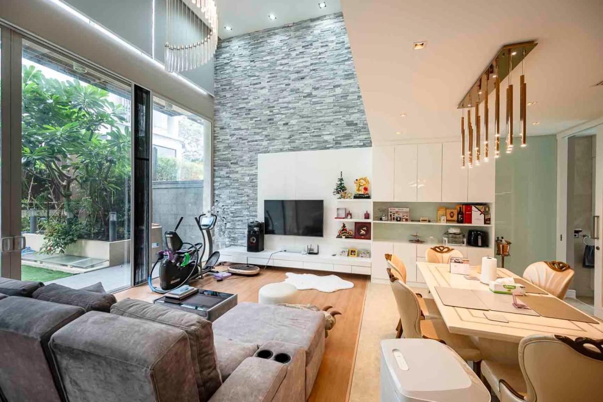 ให้เช่าทาวน์โฮมสุขุมวิท อโศก ทองหล่อ : 🔥ให้เช่าด่วน+🔥349 เรสซิเดนซ์ ใกล้ห้างเอ็มควอเทียร์ เฟอร์นิเจอร์ครบ พร้อมเข้าอยู่