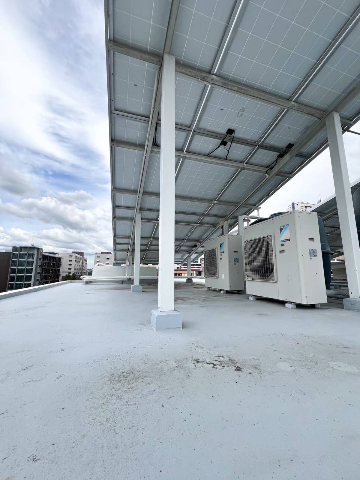 For SaleHome OfficeVipawadee, Don Mueang, Lak Si : Selling office buildings House for sale in Soi Chaeng Watthana 12 (Pak Soi- Crown Hospital), Lak Si District, Bangkok, Chaeng Watthana, Vibhavadi, Laksi near the pink MRT Expressway