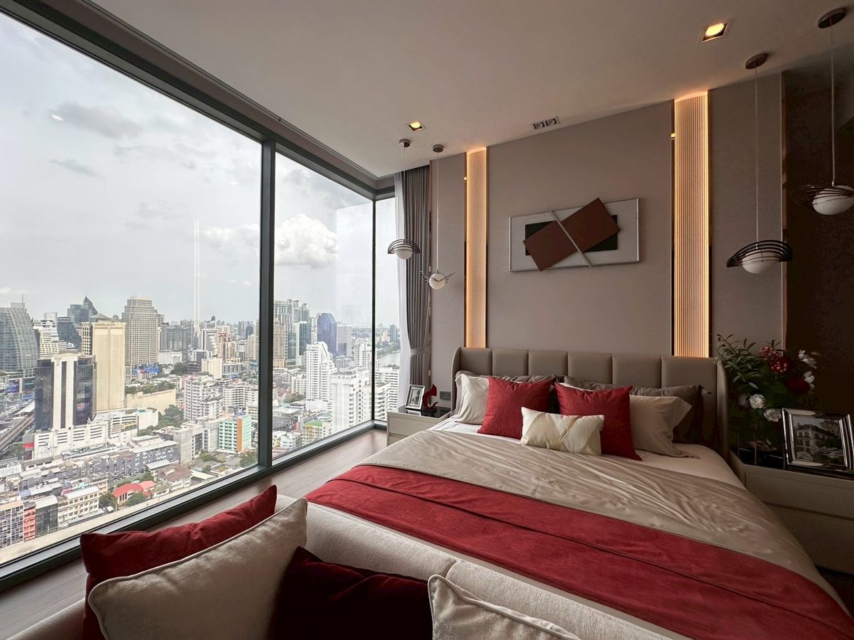 For SaleCondoNana, North Nana,Sukhumvit13, Soi Nana : Project room for sale. Q1 Sukhumvit 3BEDOOM. Special price. Get a home promotion. Contact.