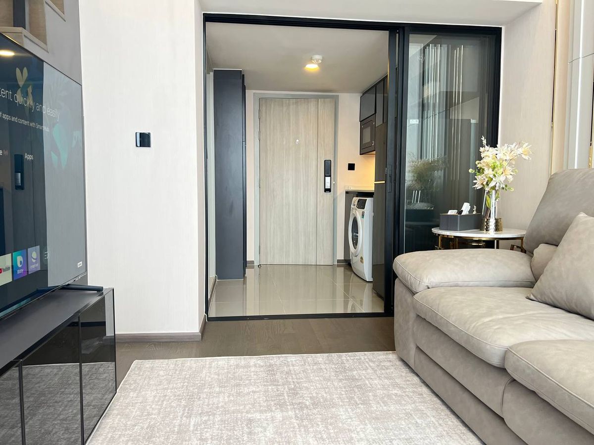 For RentCondoSiam Paragon ,Chulalongkorn,Samyan : Park Origin Chula Samyan【𝐑𝐄𝐍𝐓】🔥Minimalist room with warm tones, professionally built-in furniture🔥  Contact Line ID: @hacondo
