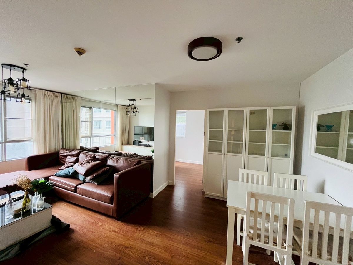 For RentCondoSukhumvit, Asoke, Thonglor : One x Sukhumvit Condo Rental 26 /50 sq.w. /1 bedroom