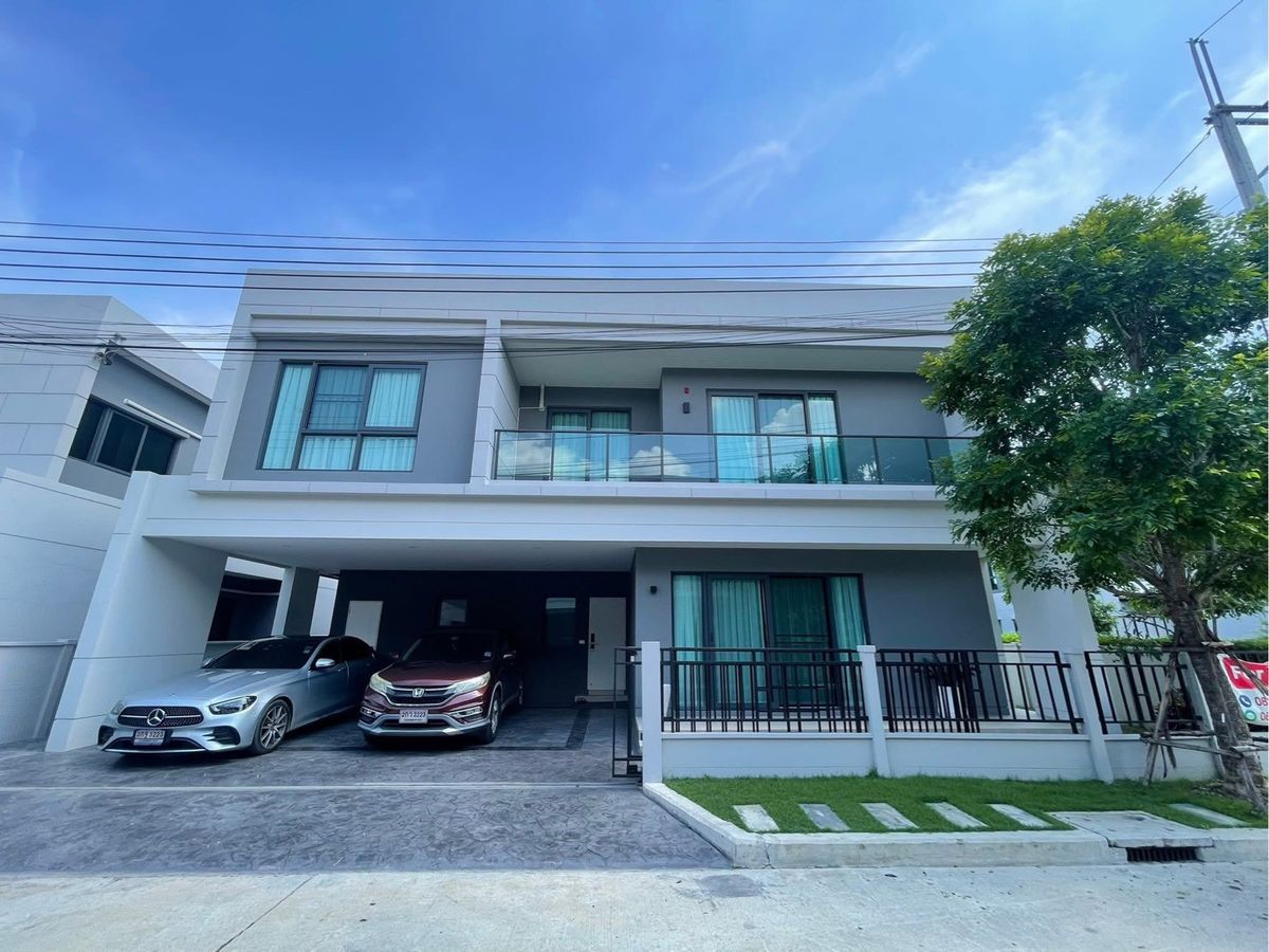 ให้เช่าบ้านบางนา แบริ่ง ลาซาล : P0132 ปล่อยเช่าด่วนราคาดี! Centro Bangna  เซนโทร บางนา