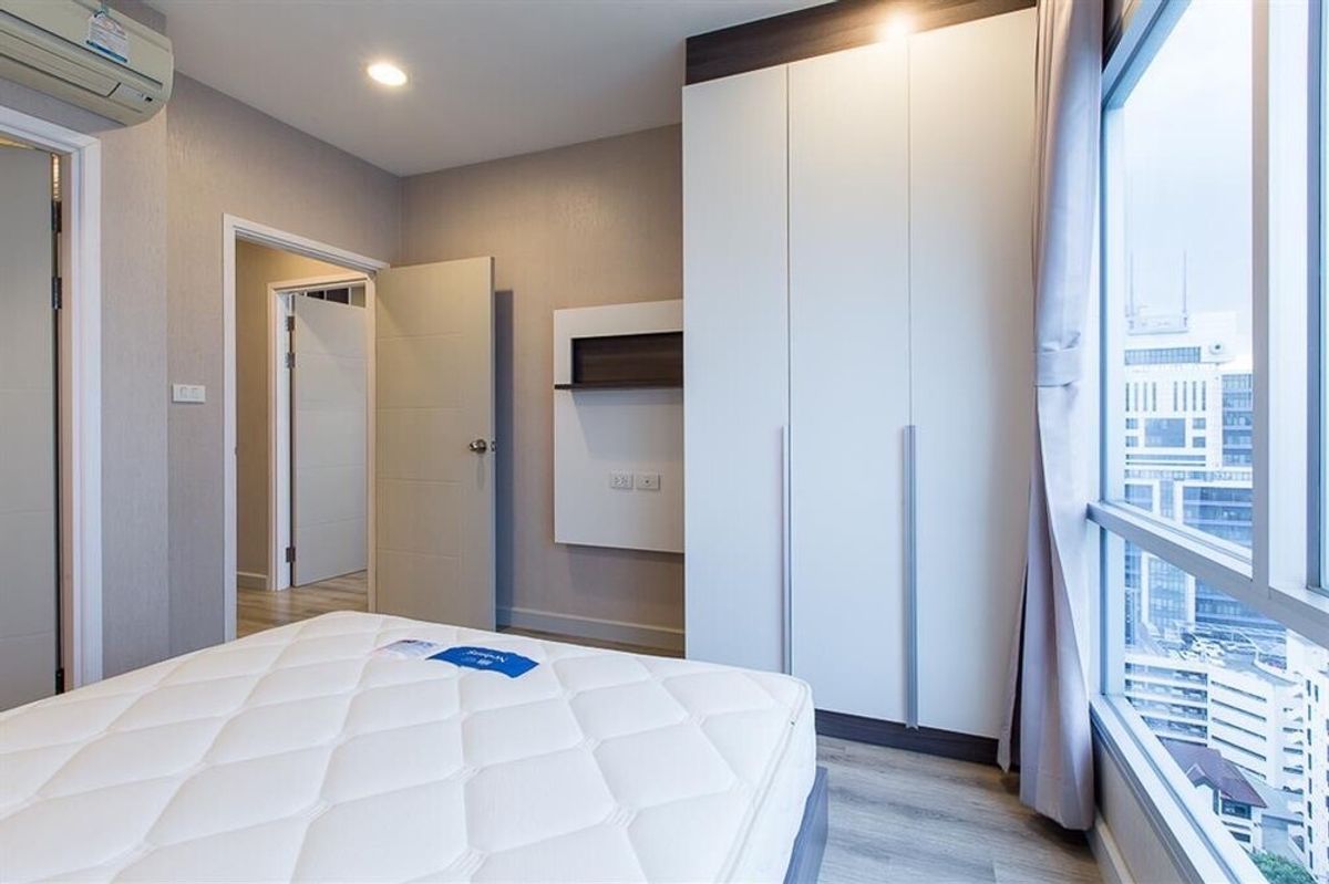 ขายคอนโดสาทร นราธิวาส : 🔥 ขายพร้อมผู้เช่า !!🔥 Code C20221200153..........Centric Sathorn - St. Louis, 2 ห้องนอน, 2 ห้องน้ำ, ชั้นสูง 20++, แต่งครบ, ราคาพิเศษ!!📣📣